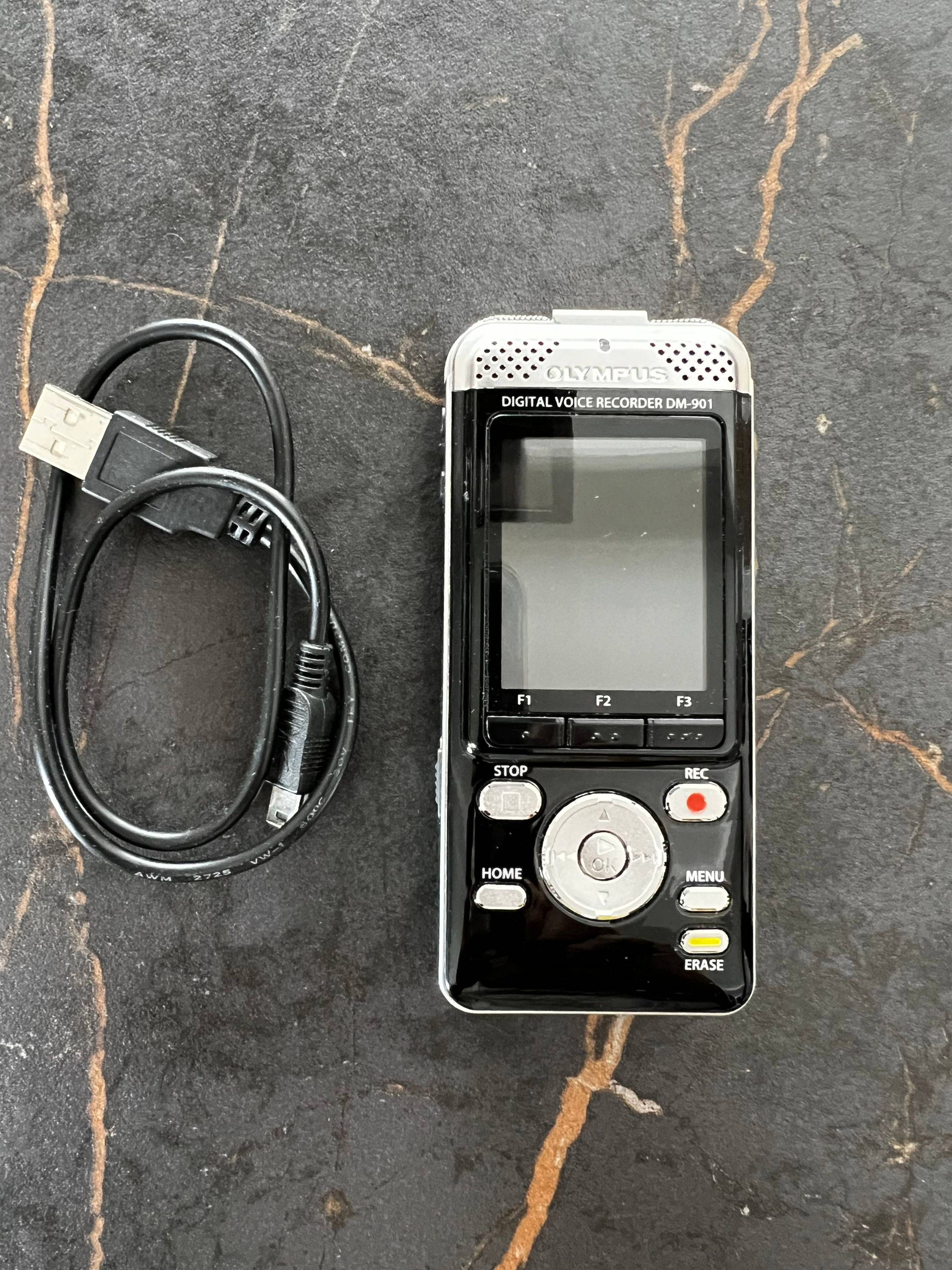 Dictaphone Olympus Digital Voice Recorder DM-901