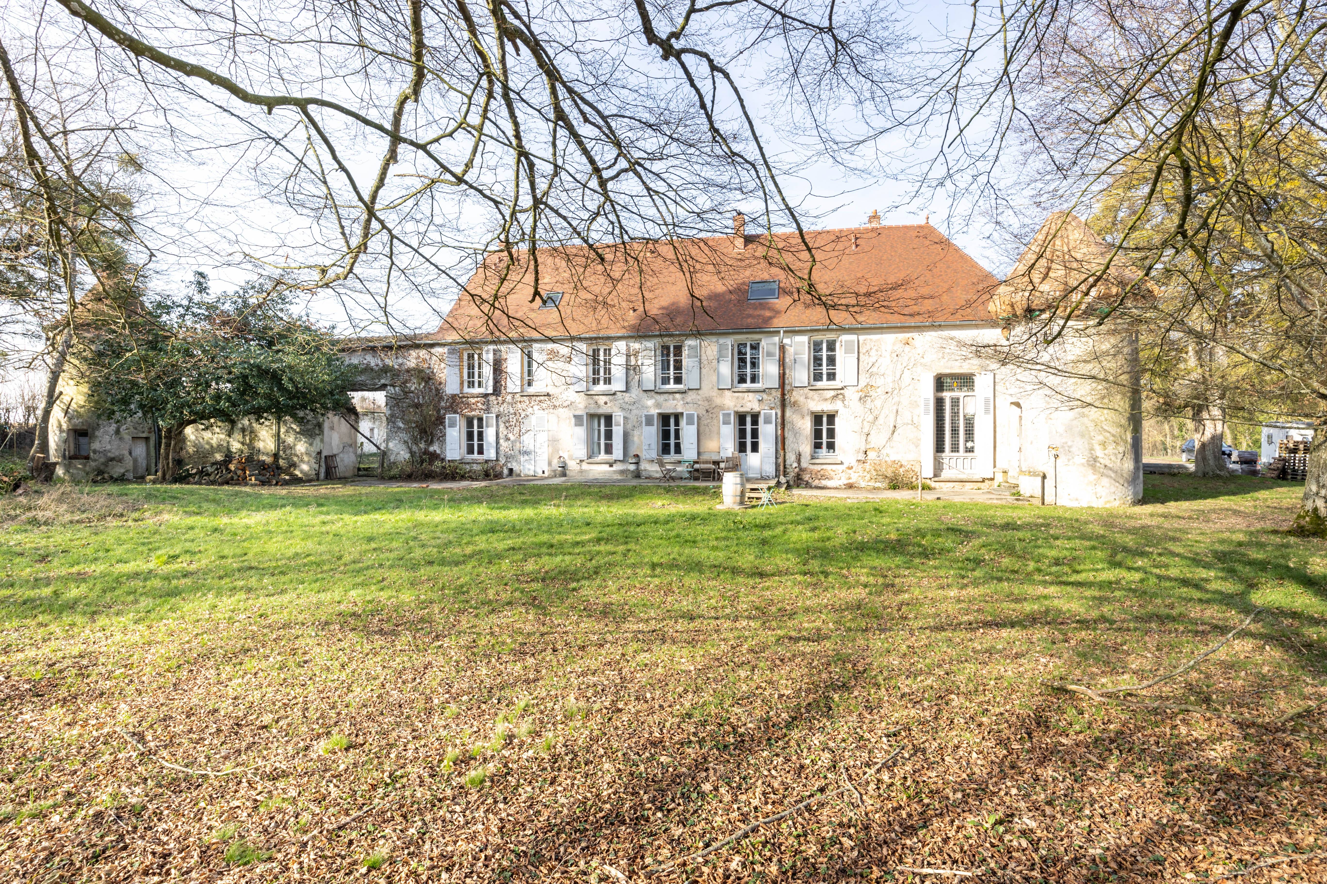 Loue maison bucolique en pleine campagne - 23 couchages