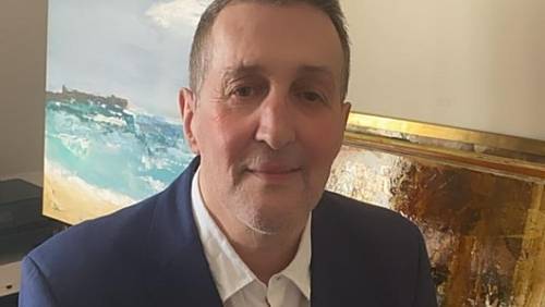 Propose services Aide à domicile. Auxiliaire de vie