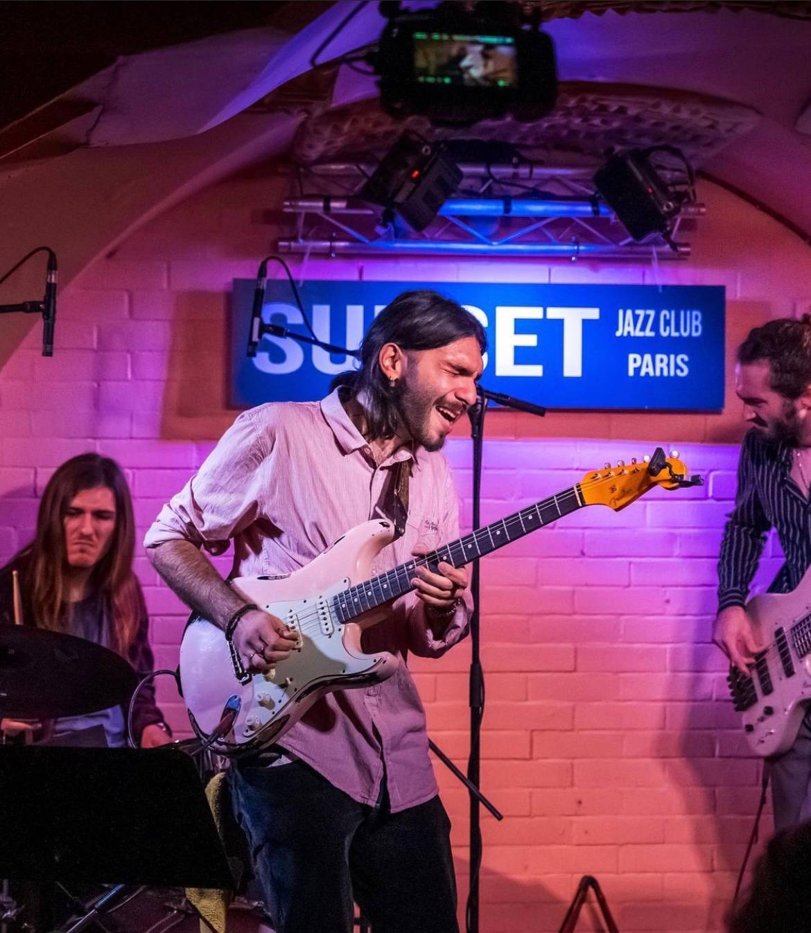 Propose cours de guitare jazz et d’improvisation musicale à Paris et en proche banlieue (10ème arrondissement)
