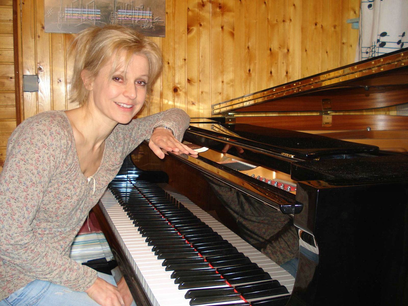 Donne cours de piano tous niveaux