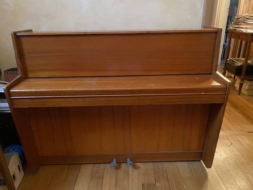 Donne piano, à venir chercher