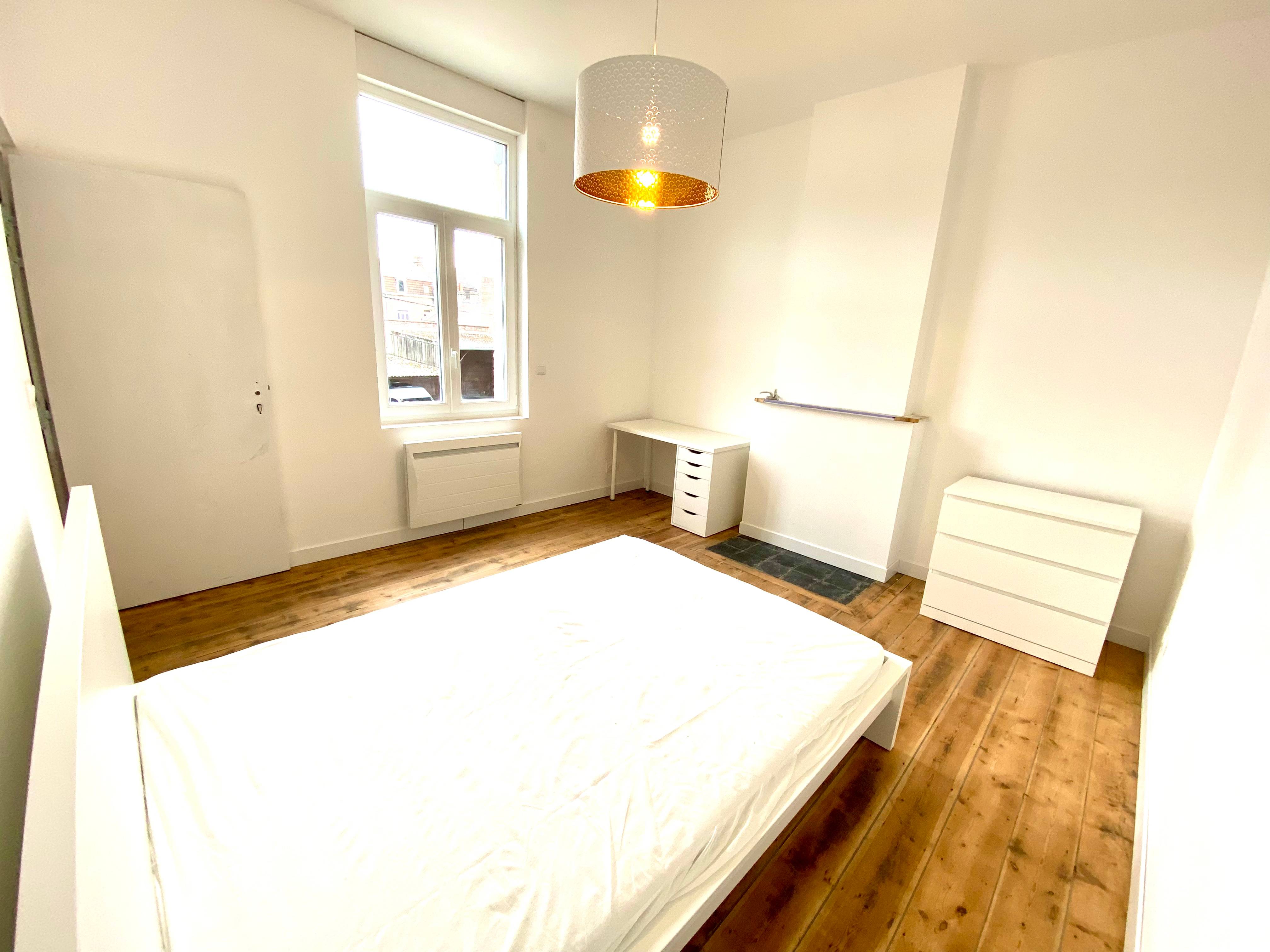 Douai centre. Propose Chambre avec place de parking dans une belle colocation· 80m²