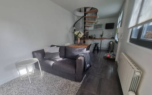 Loue Duplex de Charme Amiens (80) 36m², meublé, proche centre ville (quartier résidentiel St Anne)