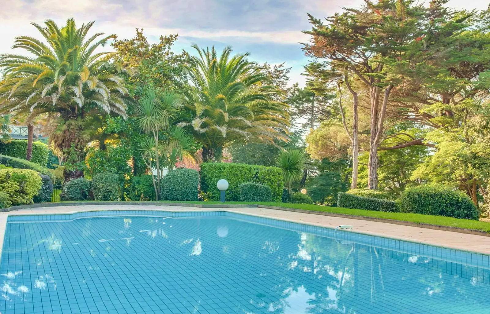 Loue appartement duplex - 9 couchages - Piscine - Vue dégagée - Ciboure (64)