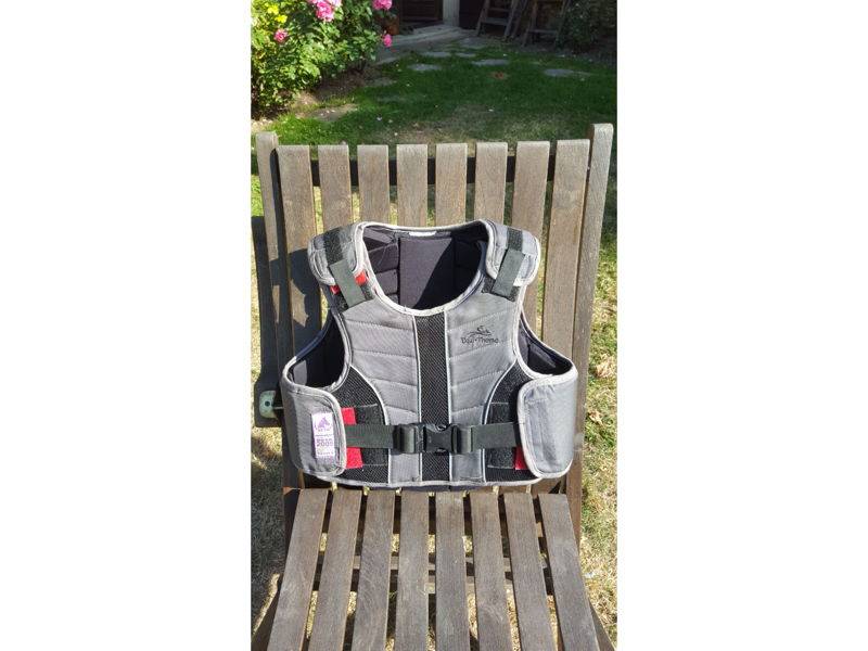 Vends gilet équitation enfant très bon état