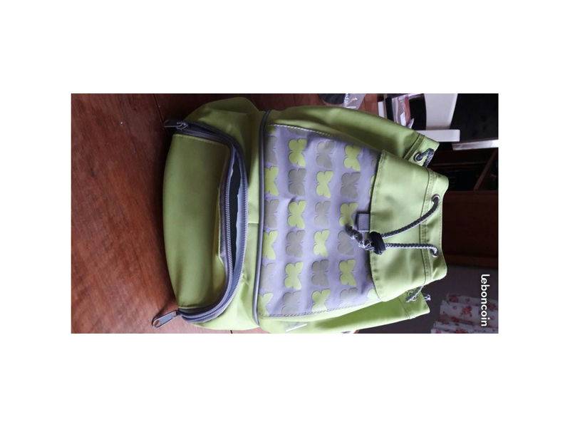 Vente Puericulture Occasion La Garenne Colombes Gens De Confiance