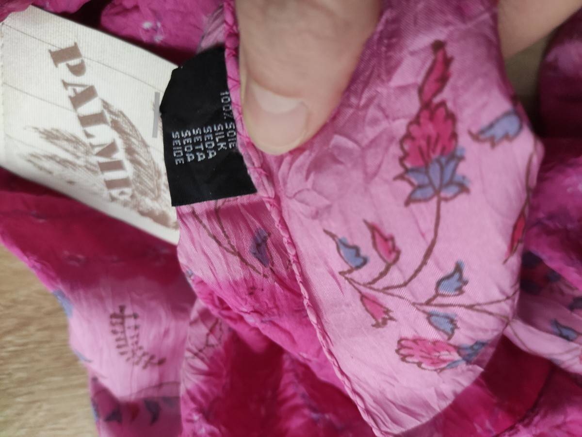 Écharpe neuve en pure soie avec fleurs, Palme