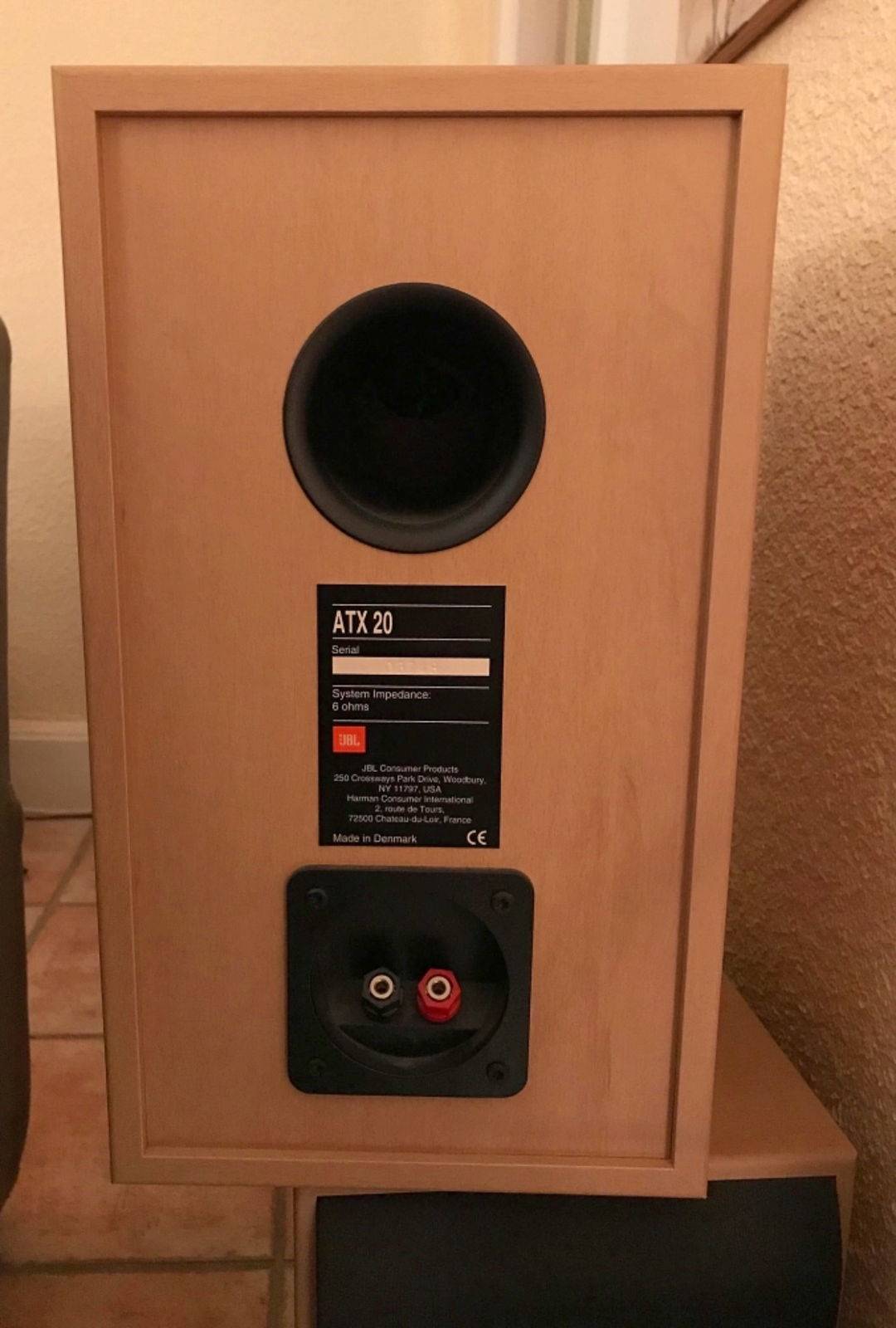 Vends enceintes JBL très peu servies