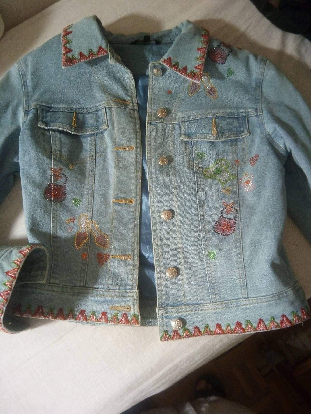 Vends ensemble blouson et pantalon en jean - Taille S