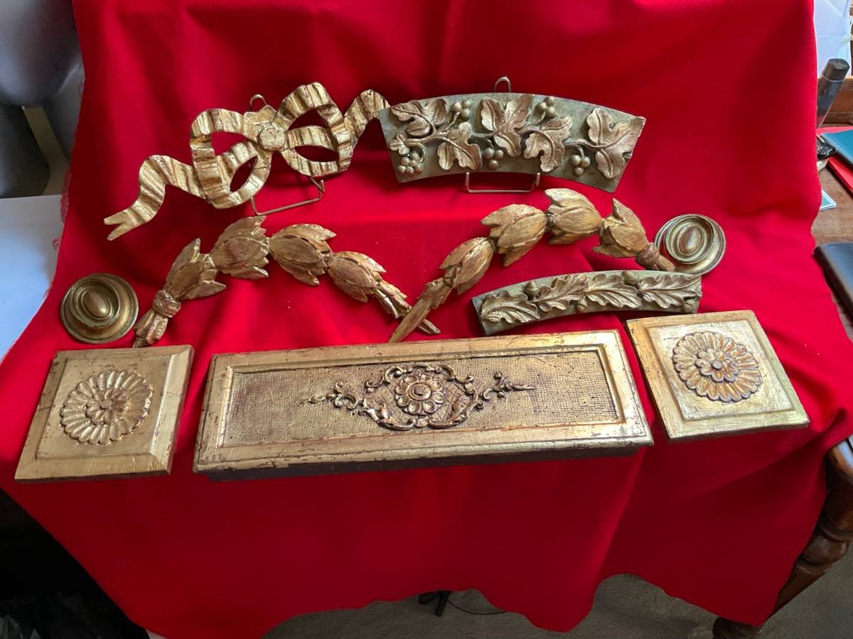 Vends très bel ensemble de boiseries dorées du XVIIIème siècle