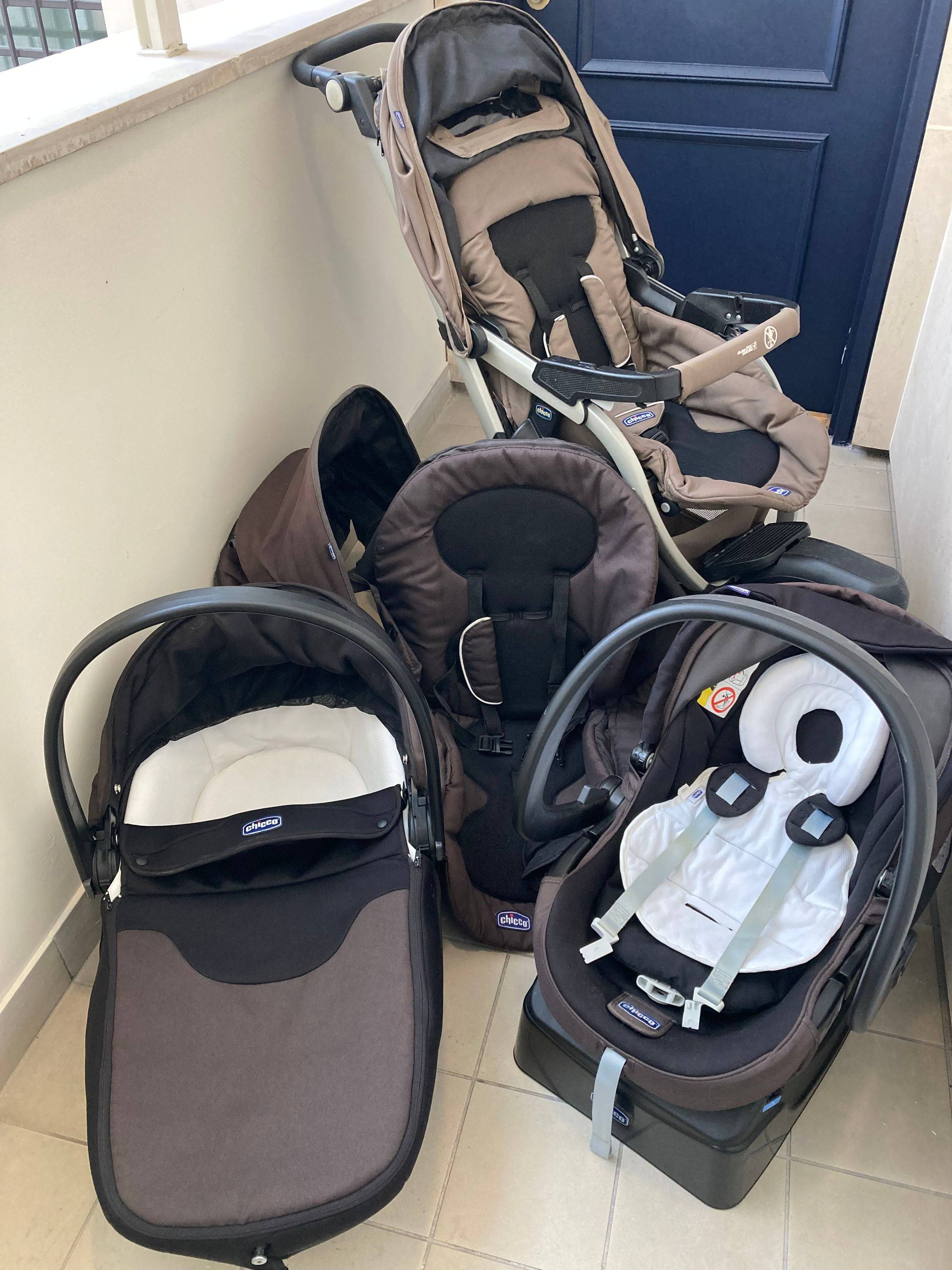 Vends ensemble poussette/landau/cosy Chicco Activ3