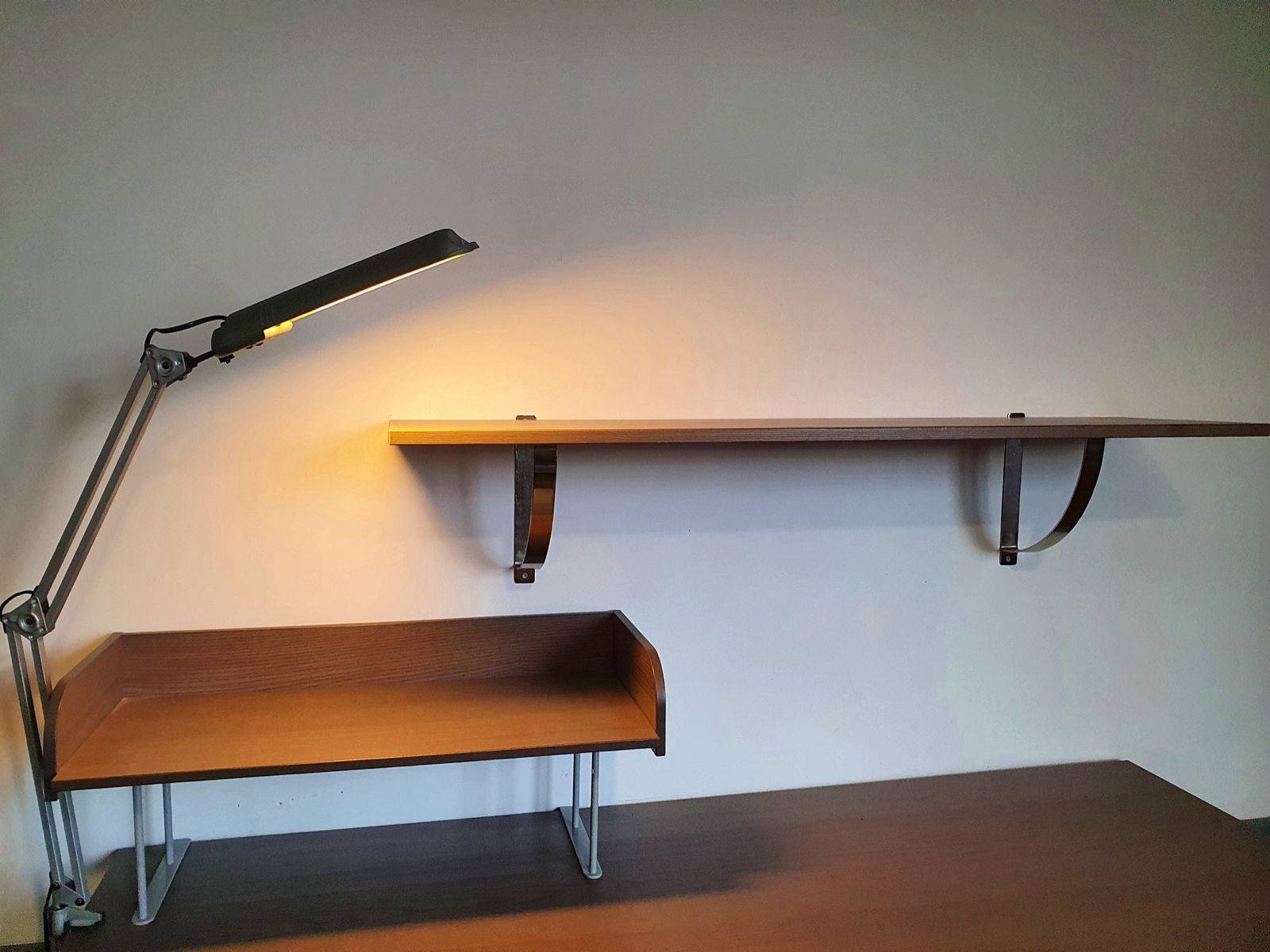 Vends ensemble table bureau et étagères Ikea