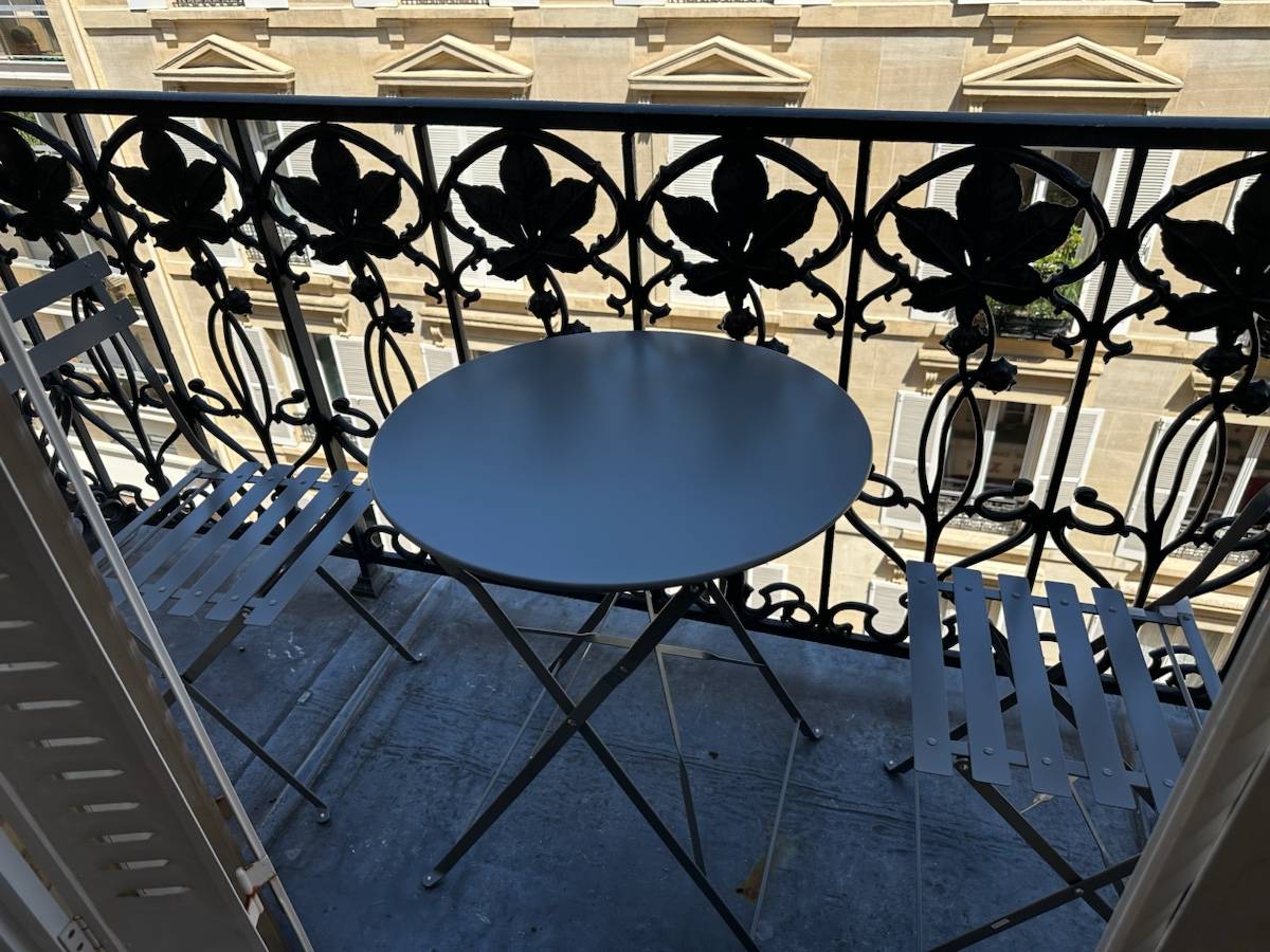 Ensemble table et chaise d’extérieur