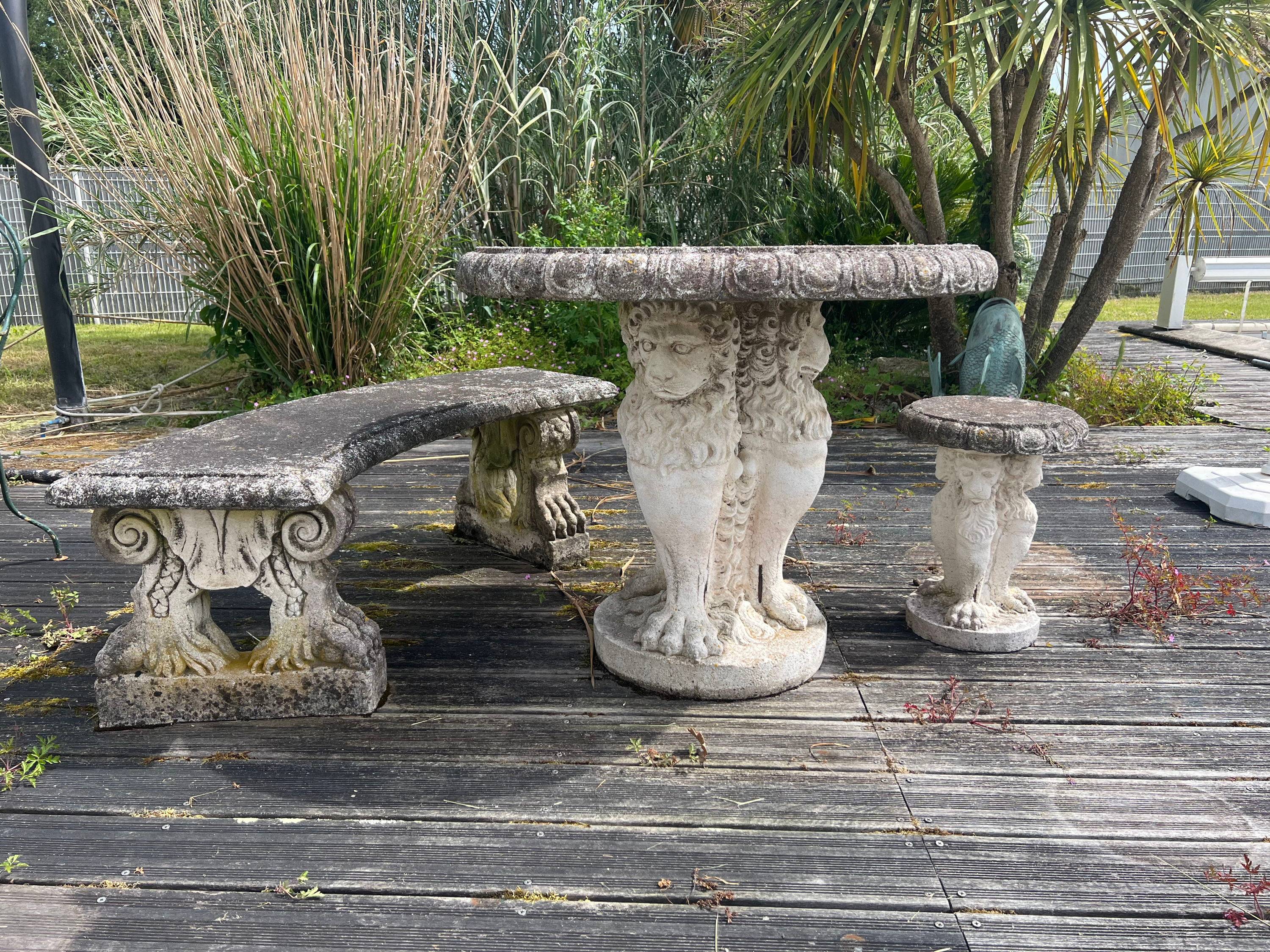 Ensemble table de jardin en pierre