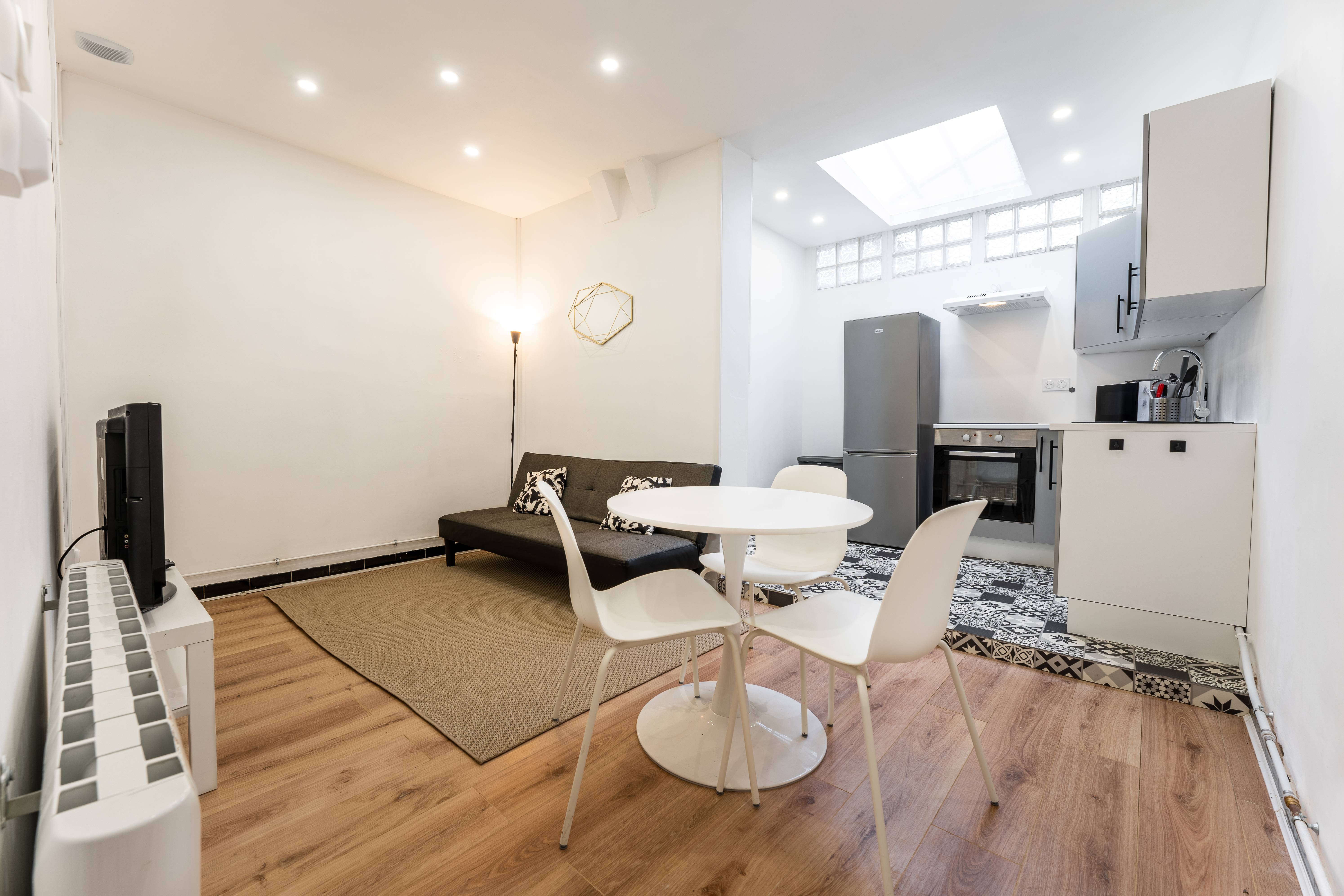 Loue Maison T4 entièrement rénovée Tourcoing avec terrasse extérieur - 80m²