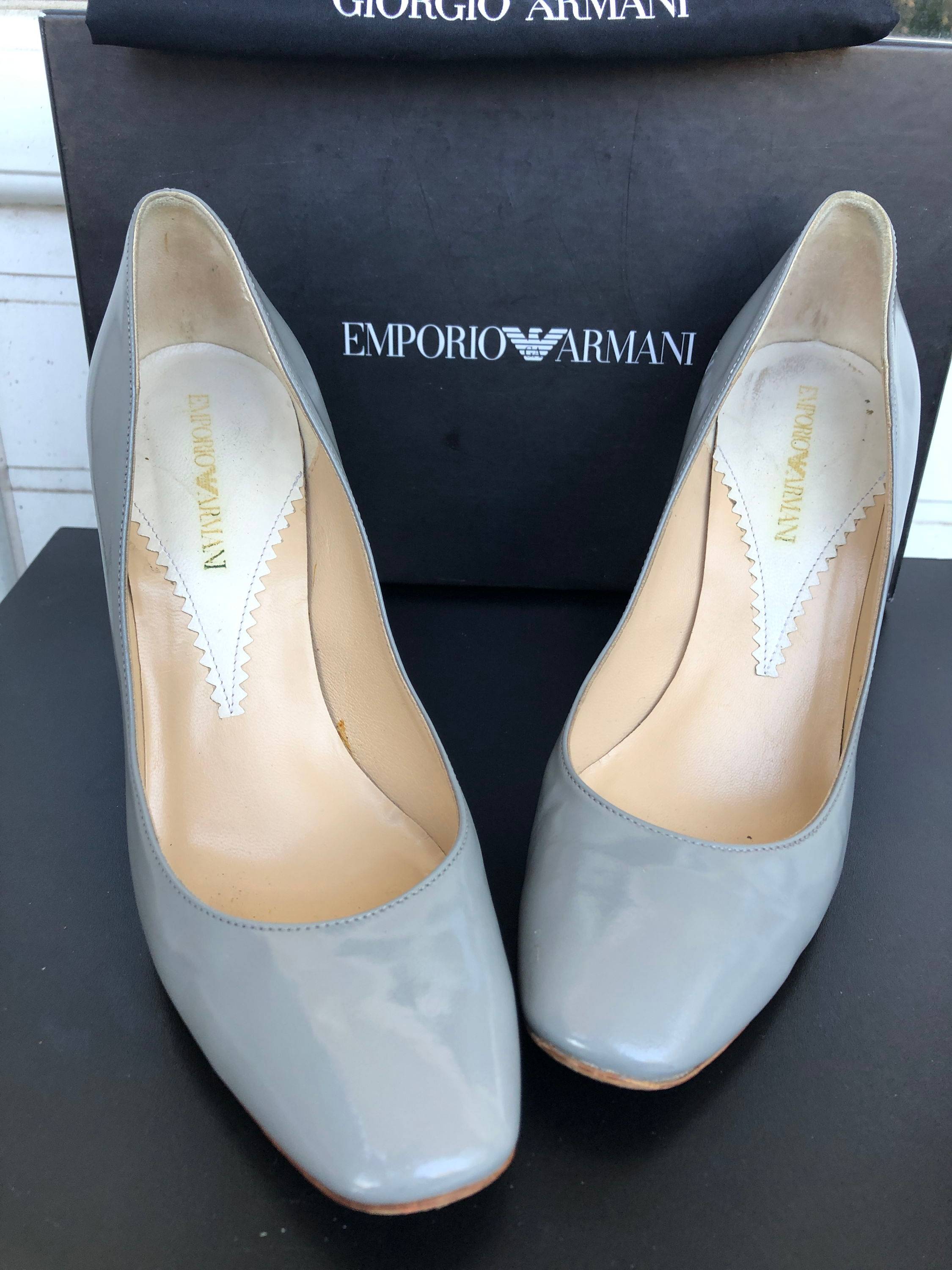 Vends escarpins Armani gris - Pointure 38