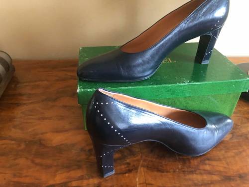 Escarpins bleu marine pointure 40,5