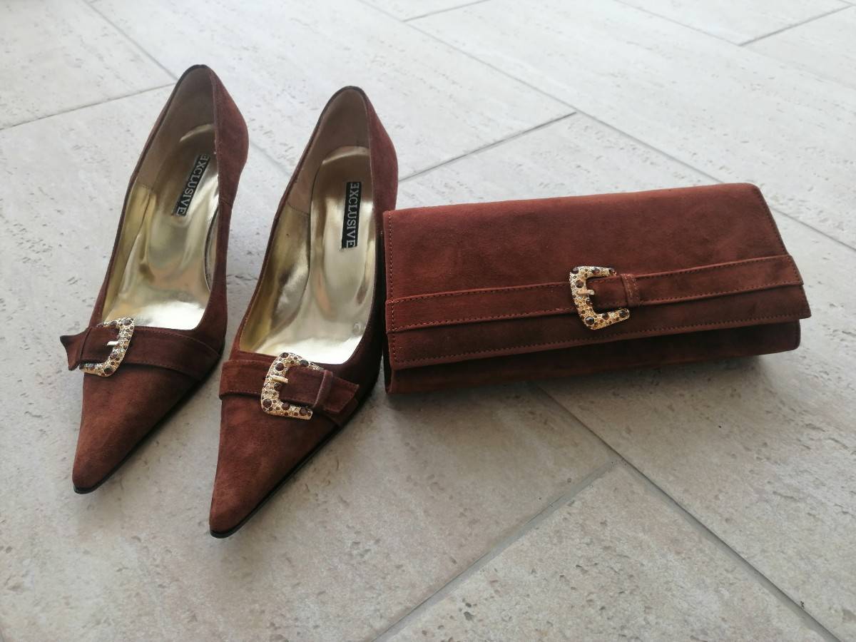 Escarpins + pochette cuir - Pointure 39