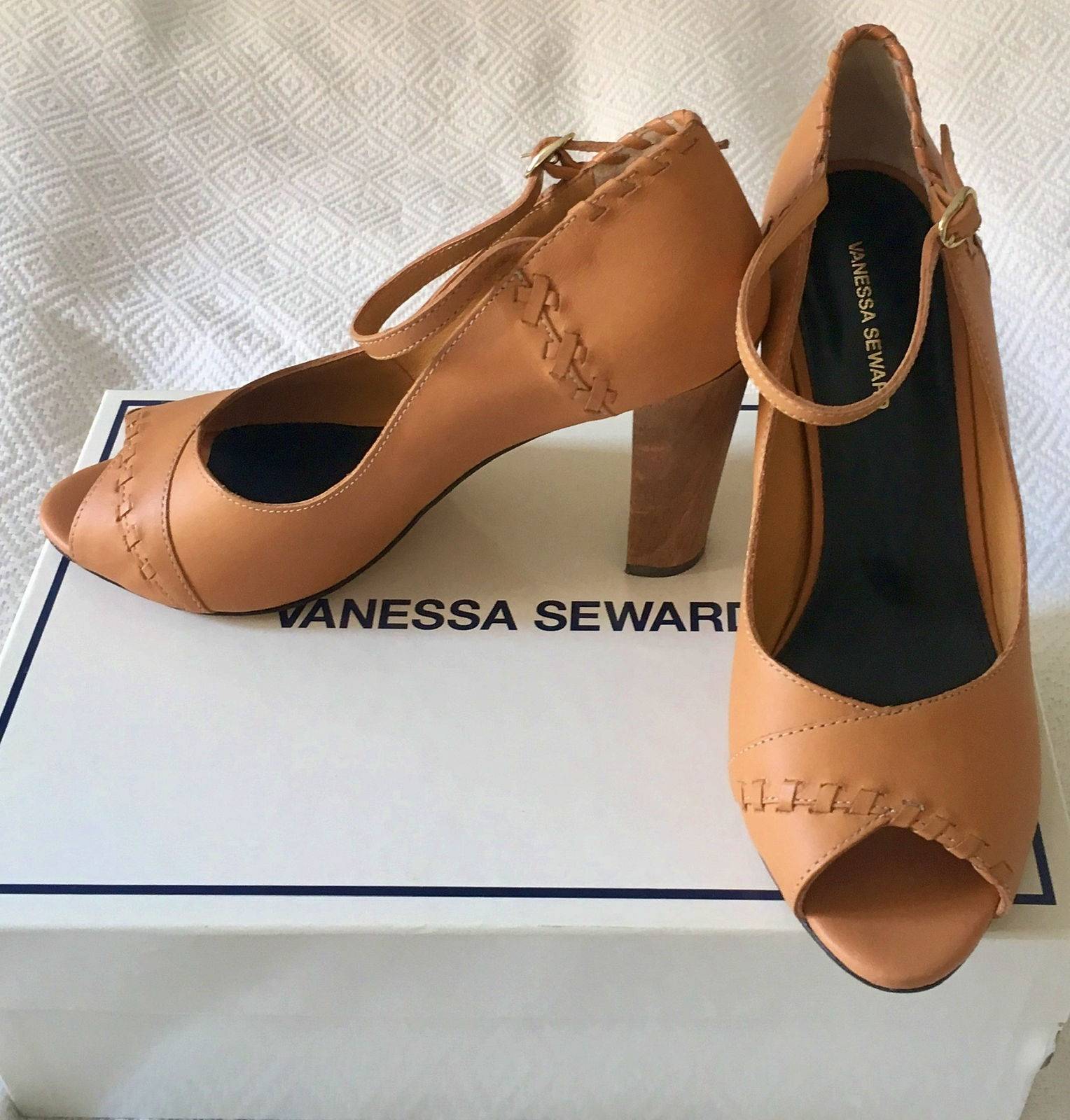 Escarpins Vanessa Seward pointure 38