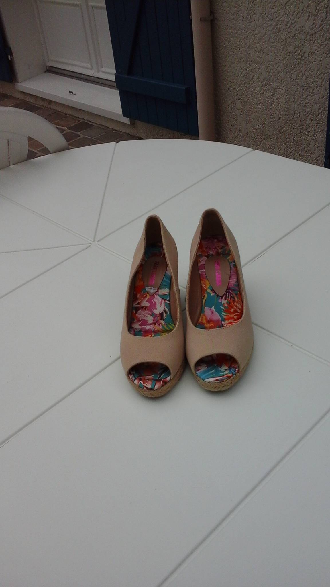 Vends chaussures femme