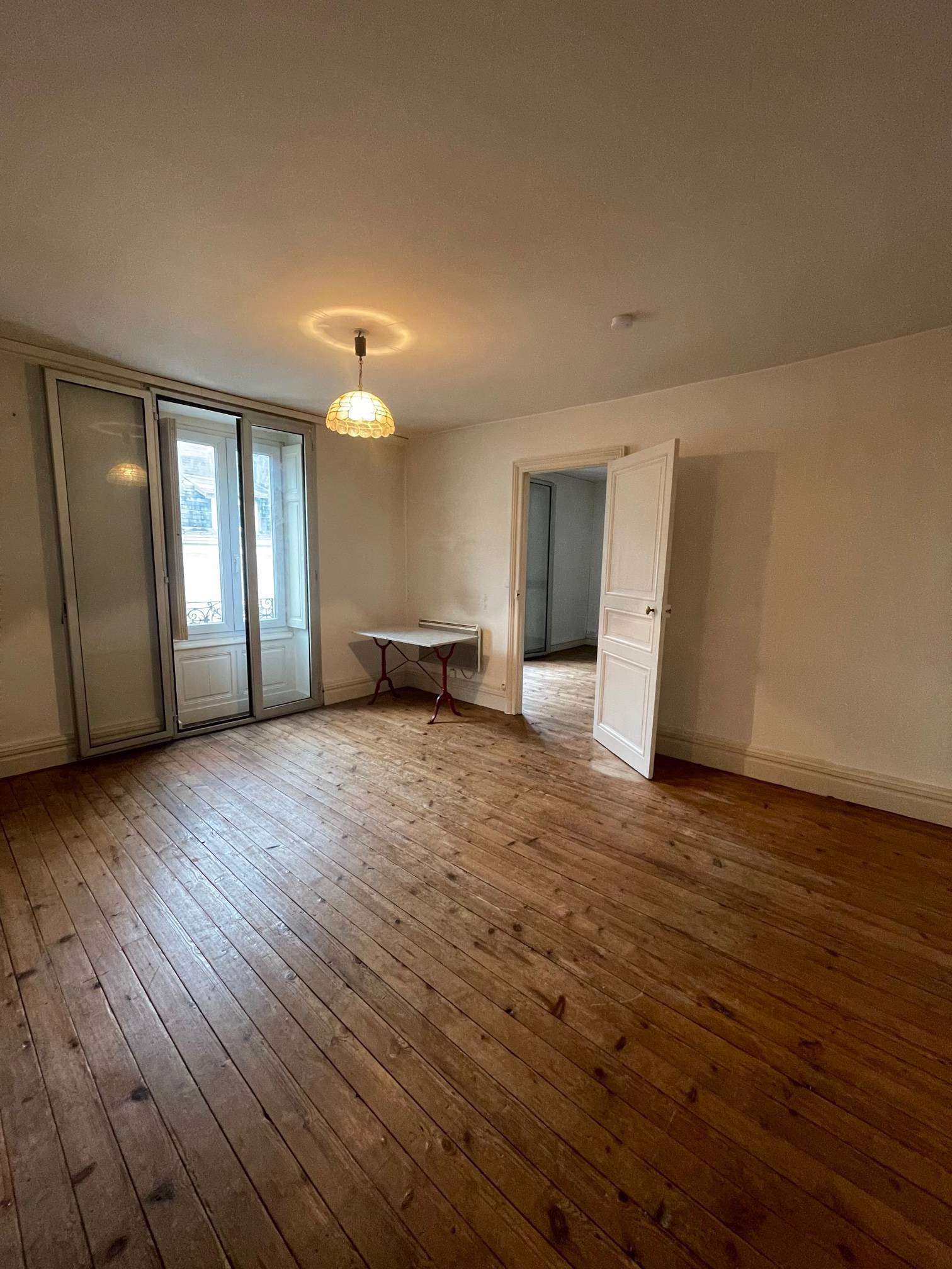 Loue T2 au 3ème étage 51m² à Nantes quartier Viarme - Nantes