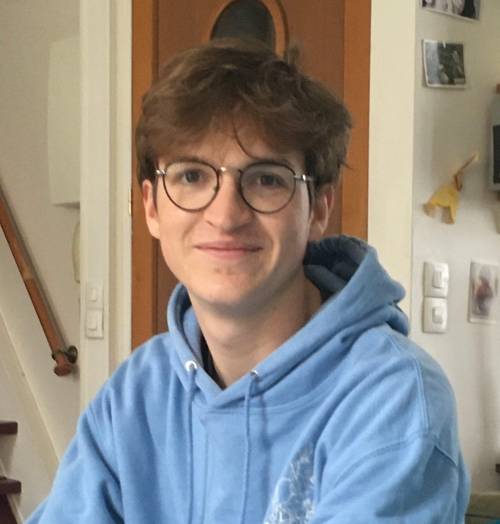 Étudiant centralien propose cours particuliers en maths et physique-chimie