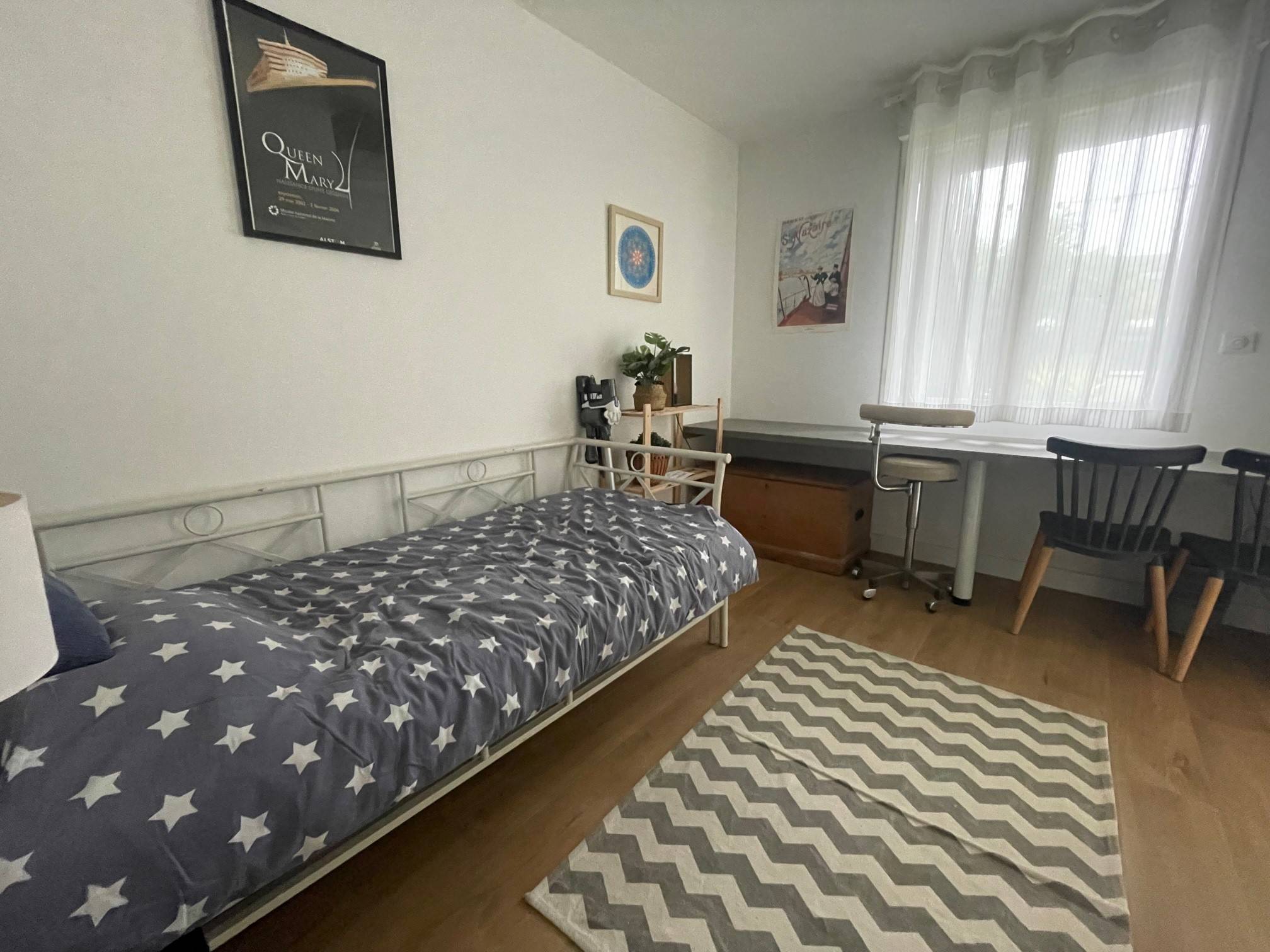 Loue chambre pour étudiant chez l’habitant à St Nazaire à 100m de la plage + bus à proximité - 1 chambre, 12m²