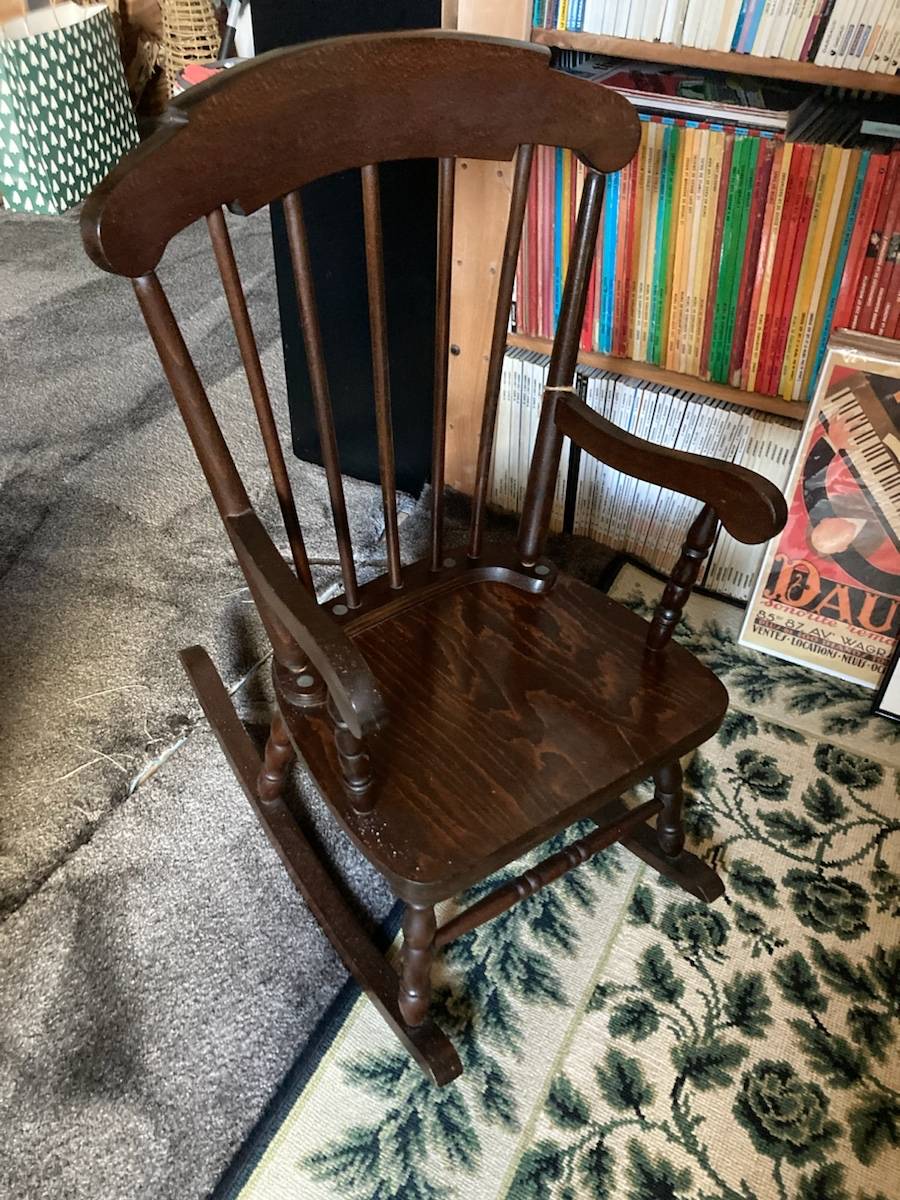 Fauteuil à bascule d’enfant