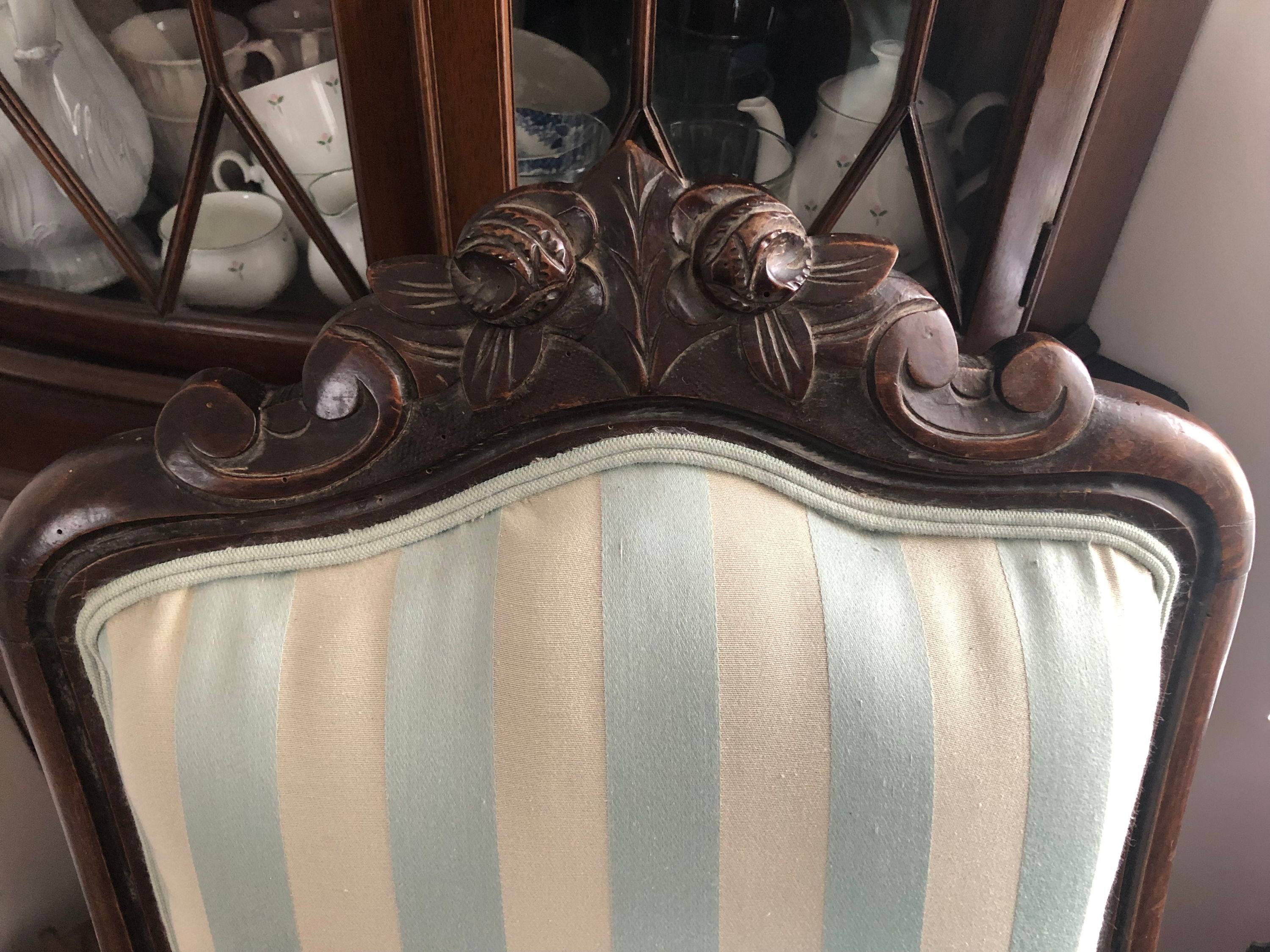 Fauteuil Voltaire ancien en chêne XIXème siècle
