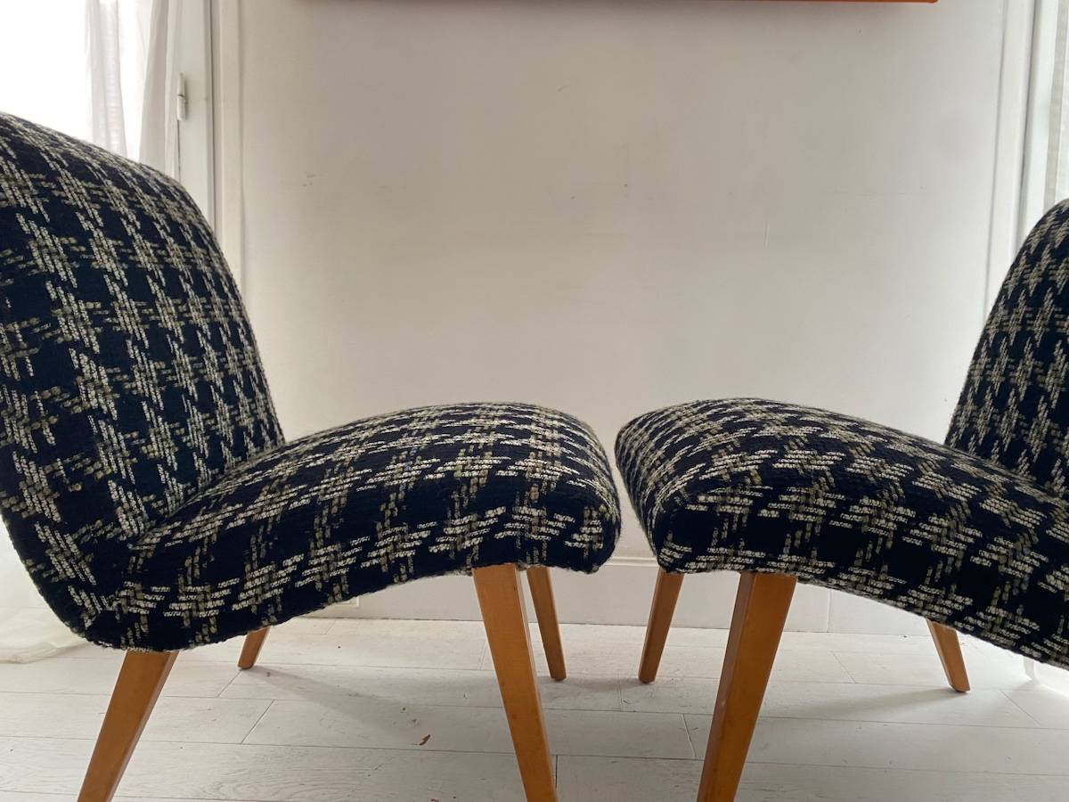 Paire de chauffeuses Vostra par Knoll
