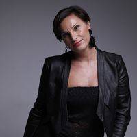 Manuela B.