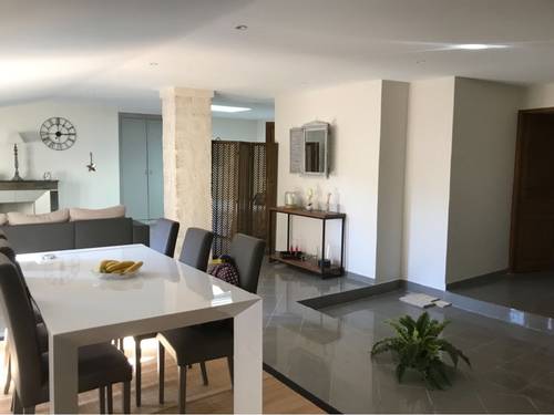 Loue loft meublè équipé, 2 couchages au cœur d’Avignon (84)