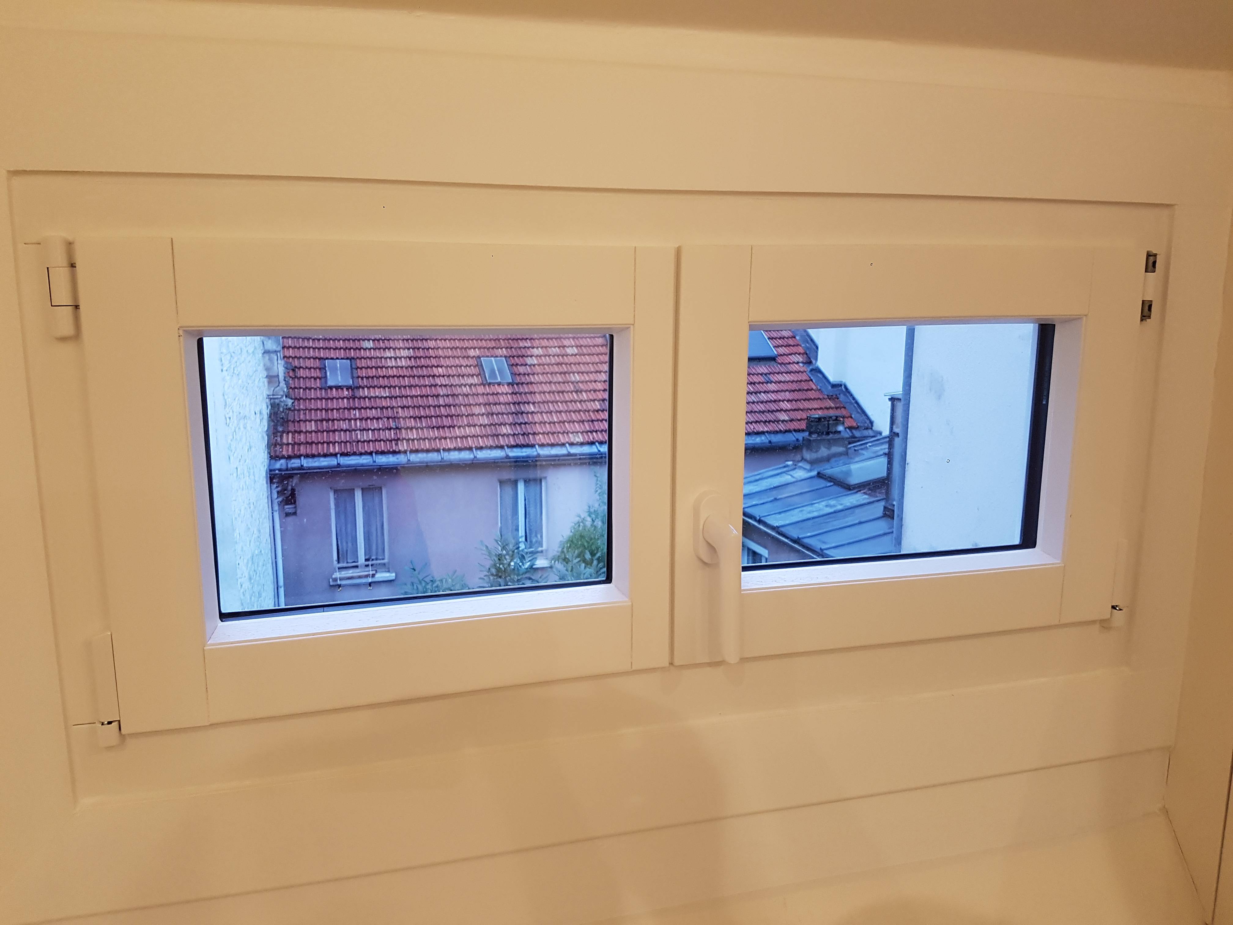 Fenêtre Bieber 2 vantaux mixte bois eucalyptus et aluminium Neuf sur — free download