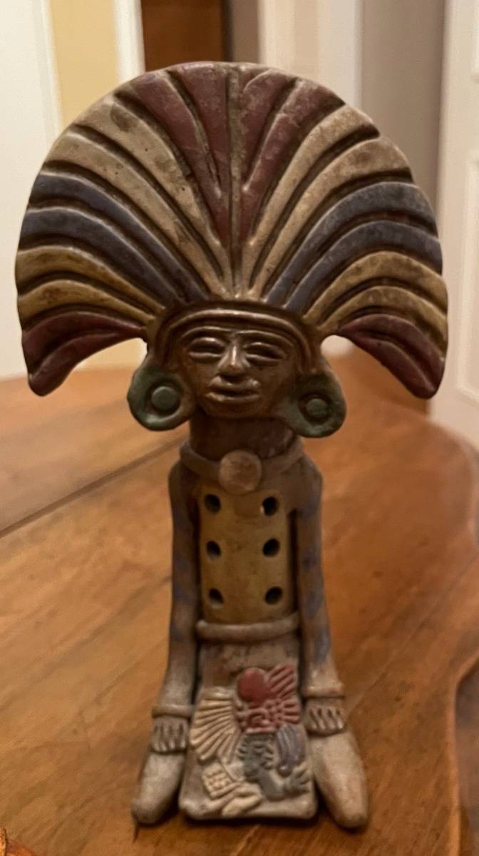 Vends figurine aztèque