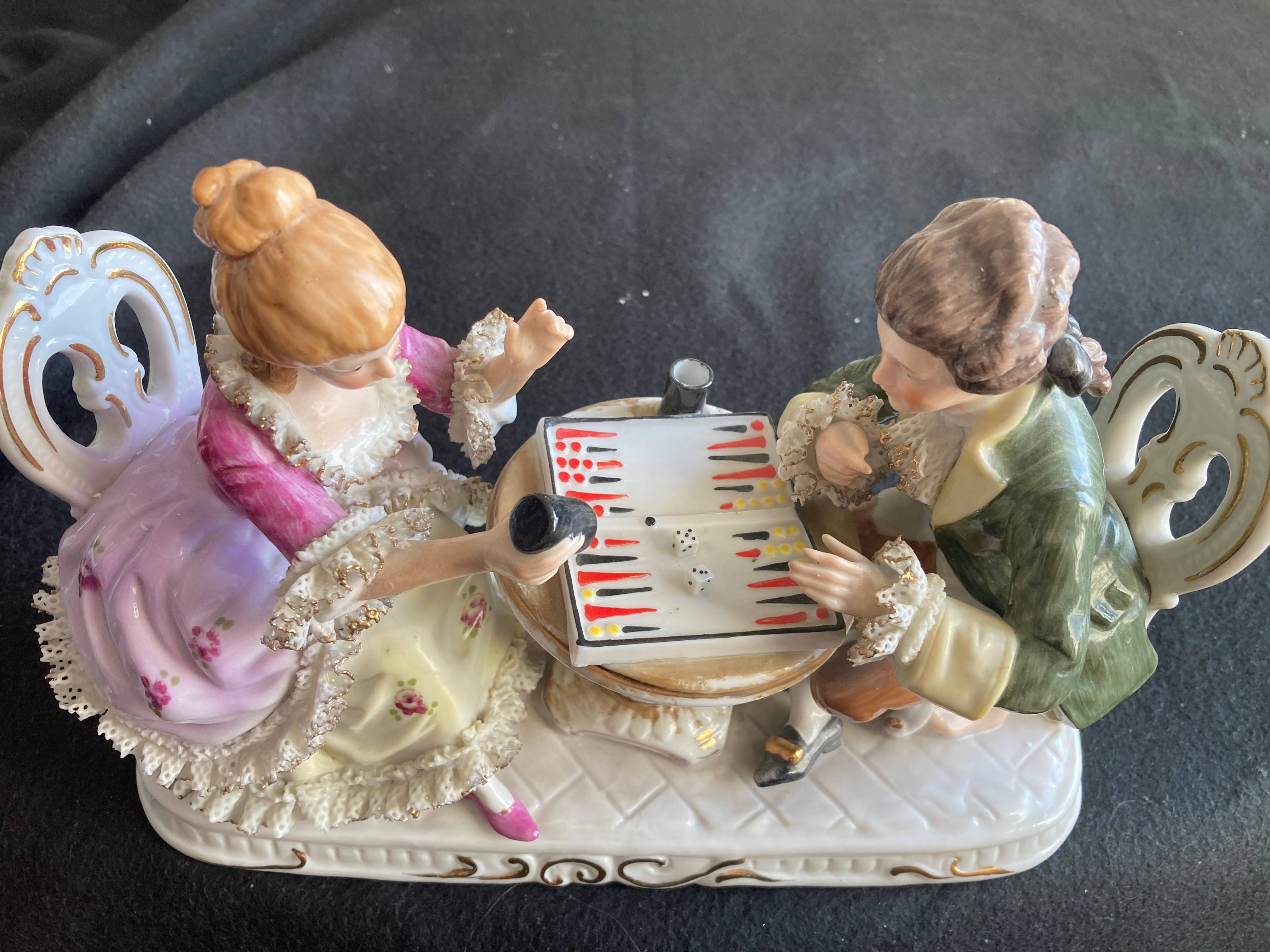 Figurine d’un couple en porcelaine Dresden Meissen