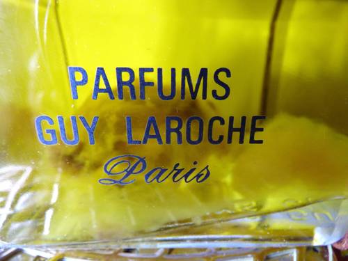 Flacon factice Géant parfum fidji Guy Laroche