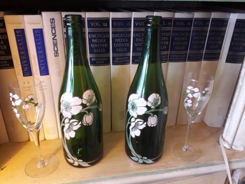 2 flutes et 2 Bouteilles Vides Perriet Jouet - super pour le décor