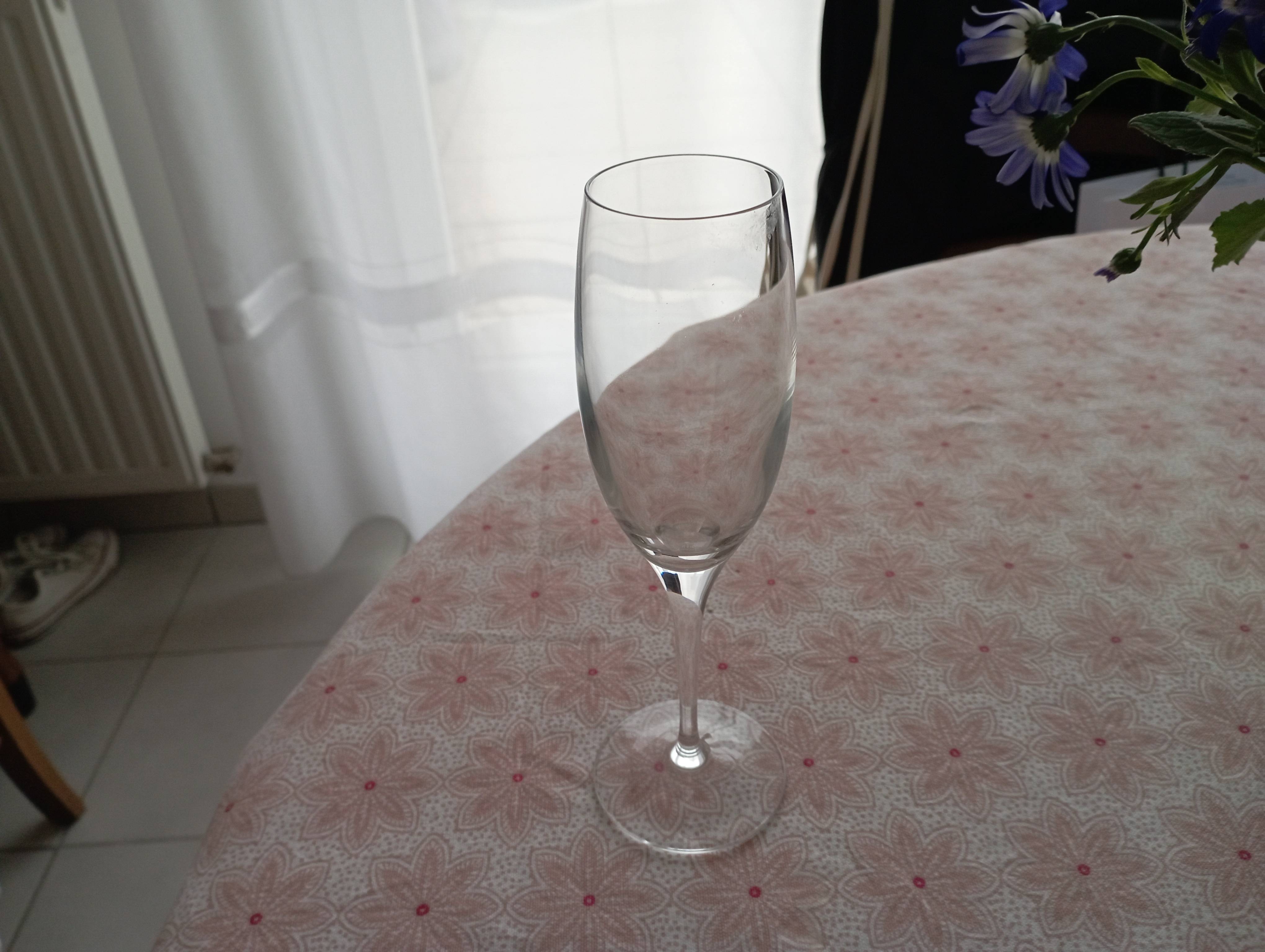 Flûtes à champagne Guy degrenne on Gens de Confiance