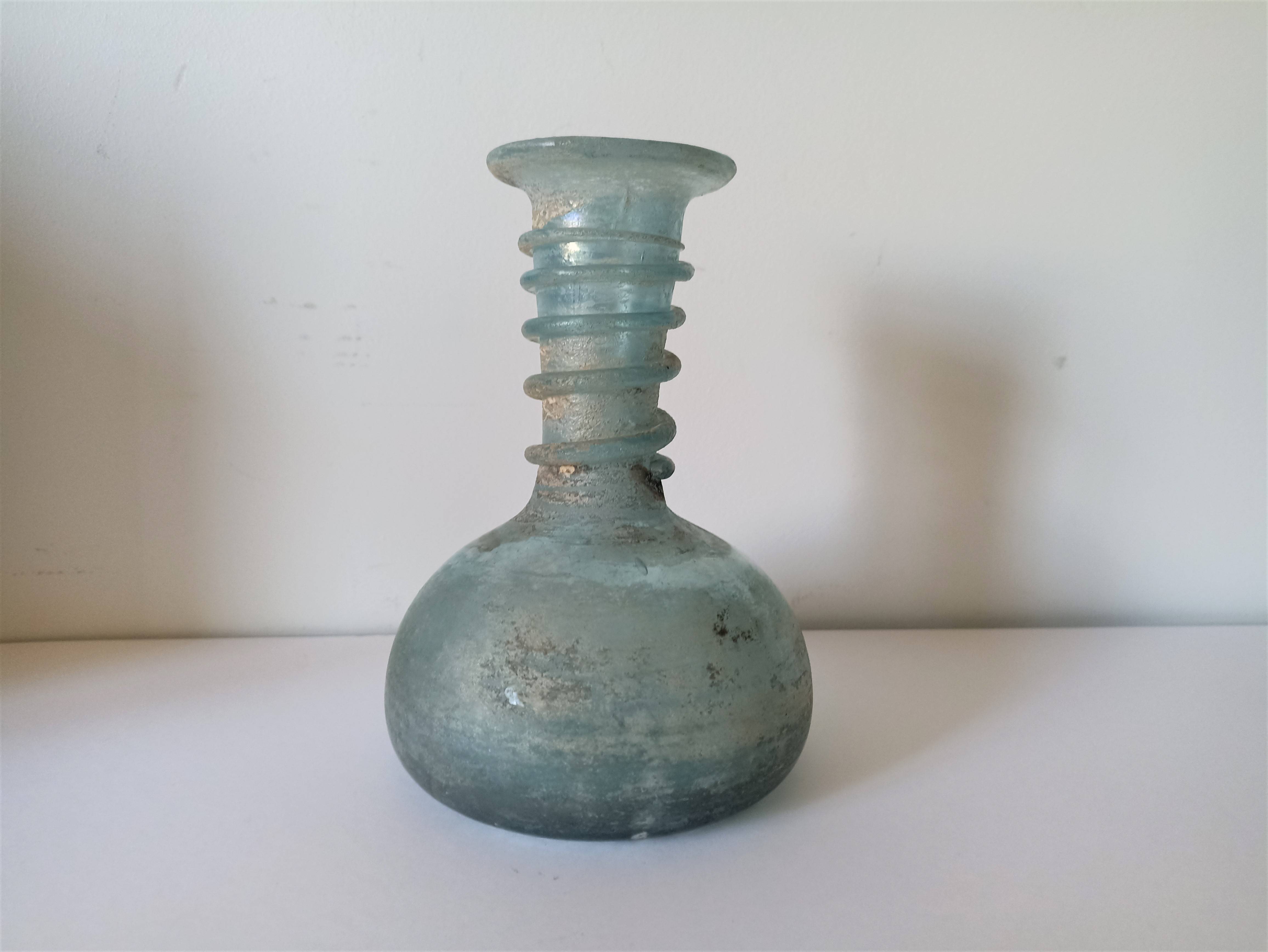 Vase de fouille en verre soufflé sur Gens de Confiance