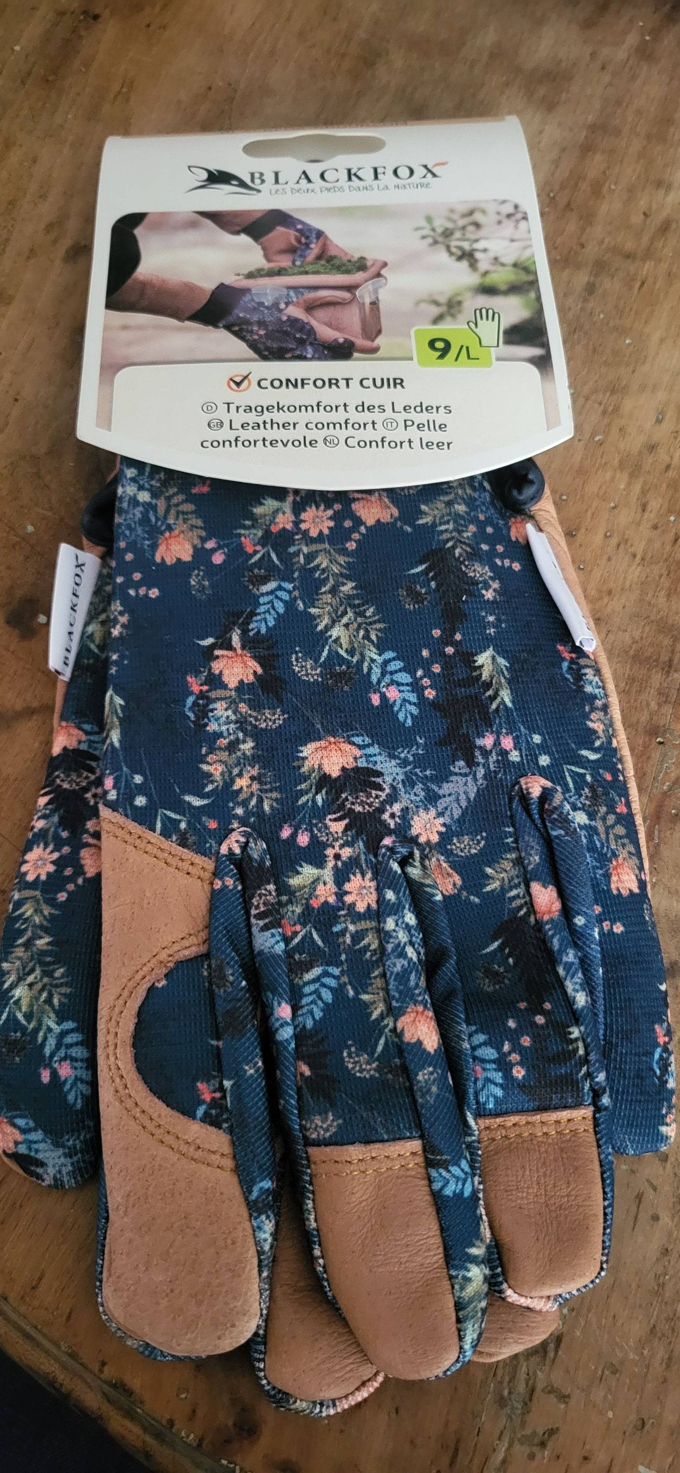 Gants de jardinage pour femme neufs emballés