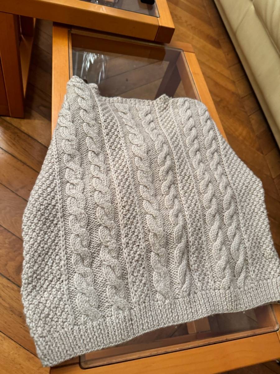 Vends pull garçon tricoté main - Taille 4 ans