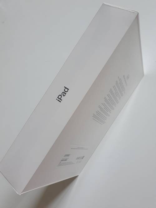 Neuf Ipad 64gb 9e génération wifi