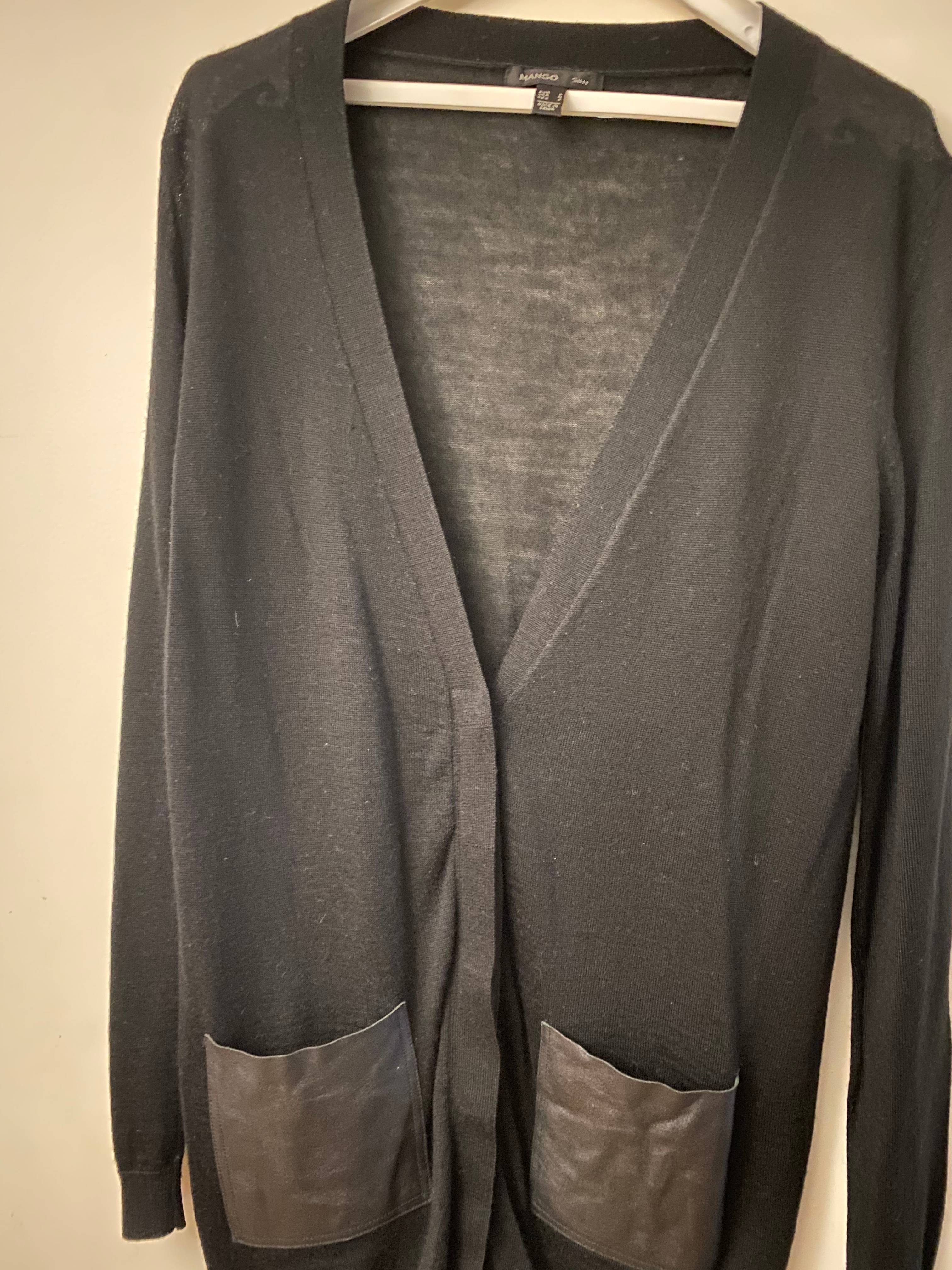 Long Gilet noir poche devant Cuir Mango taille 40