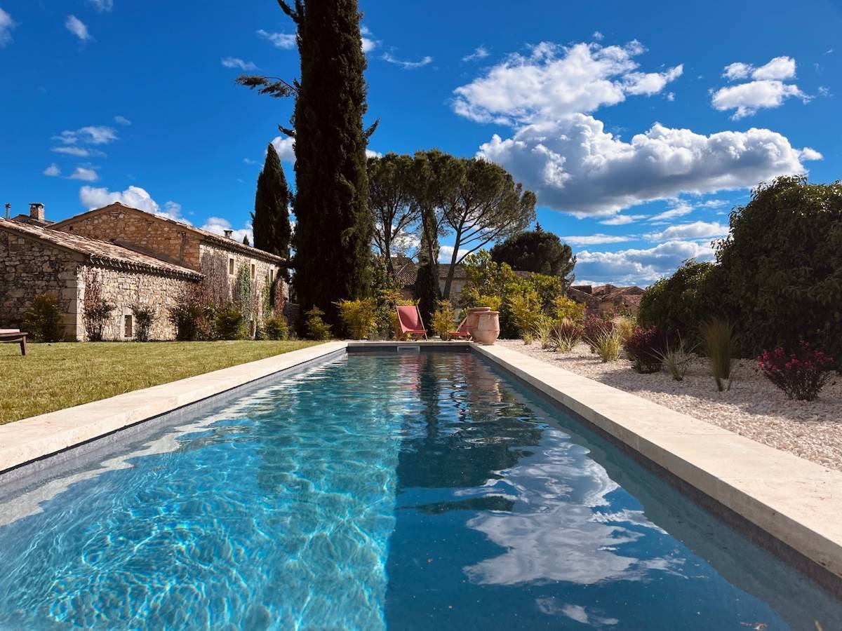 Loue gîte de charme Gard / Ardèche - 5 couchages (2ch) ou 9 couchages (4ch) - Montclus (30)
