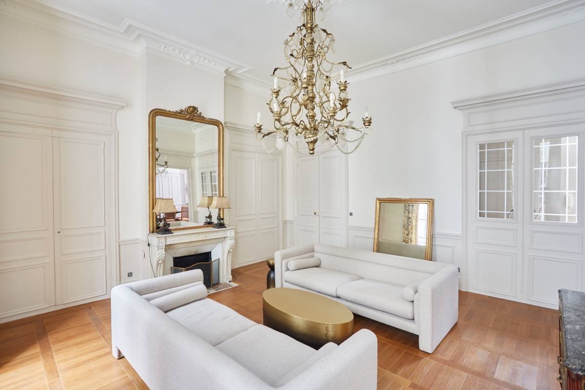 Loue appartement 140m² 3 chambres Saint-Germain-des-Prés Paris 6ème