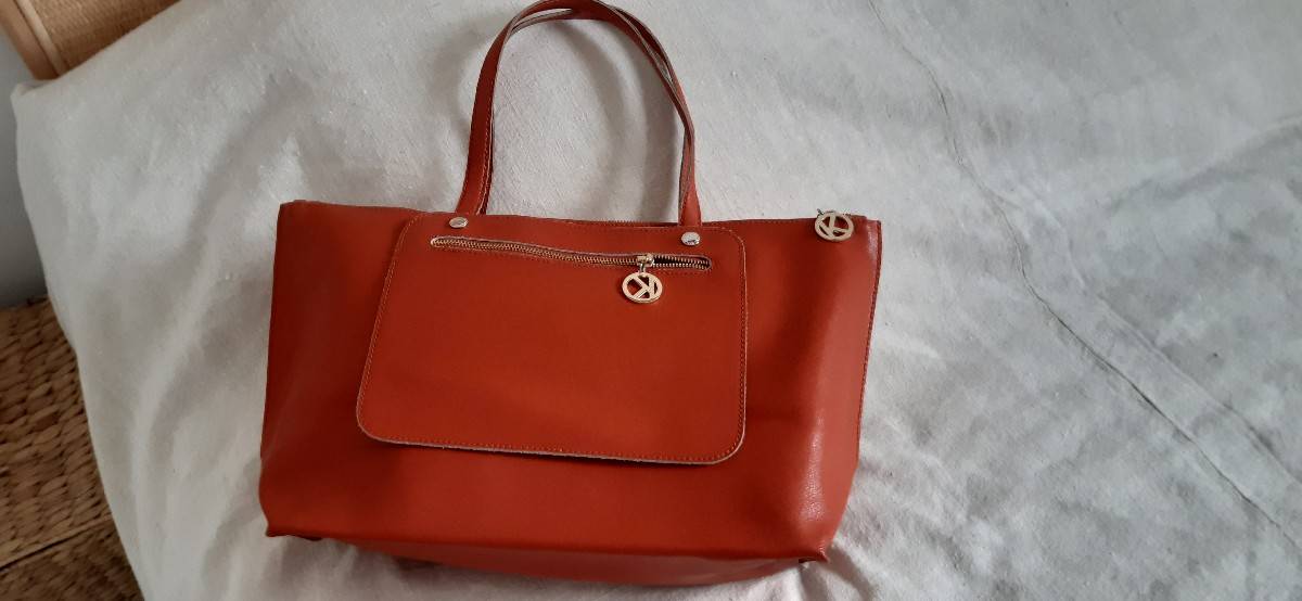 Vends grand cabas en cuir orange Kesslord comme neuf