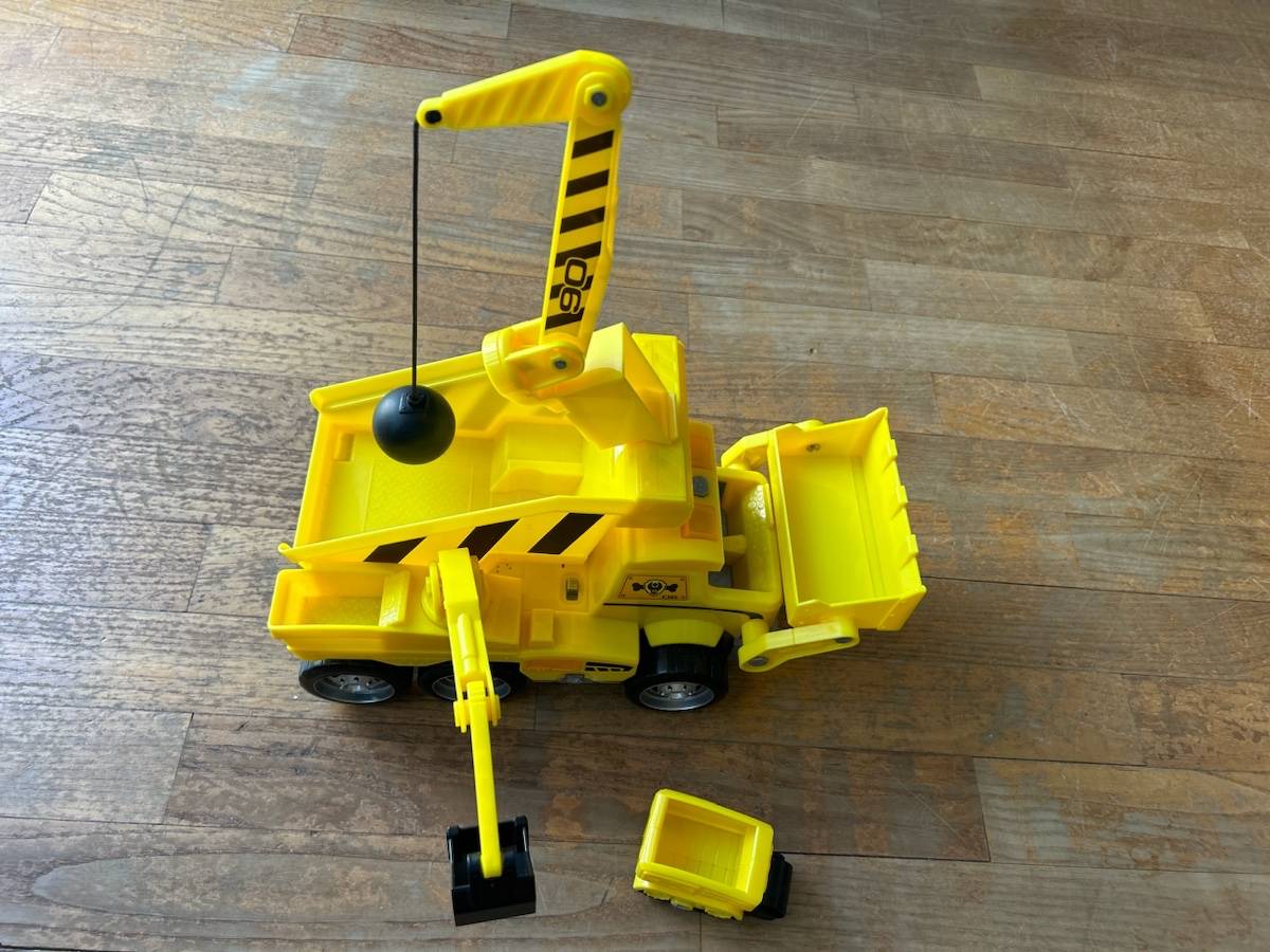 Vends grand camion de chantier Ultimate Rescue Pat Patrouille