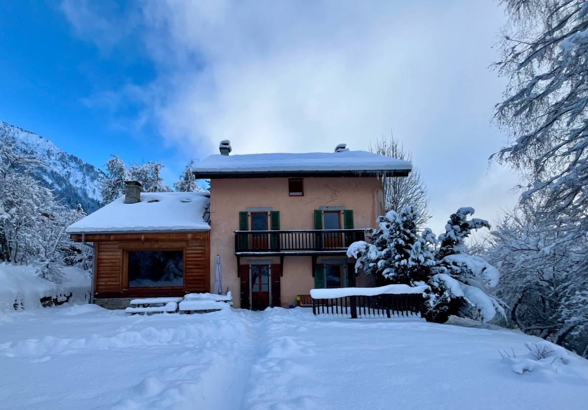 Loue maison grand chalet - 16 couchages, 8 chambres - Vallée Chamonix, Les Houches (74)