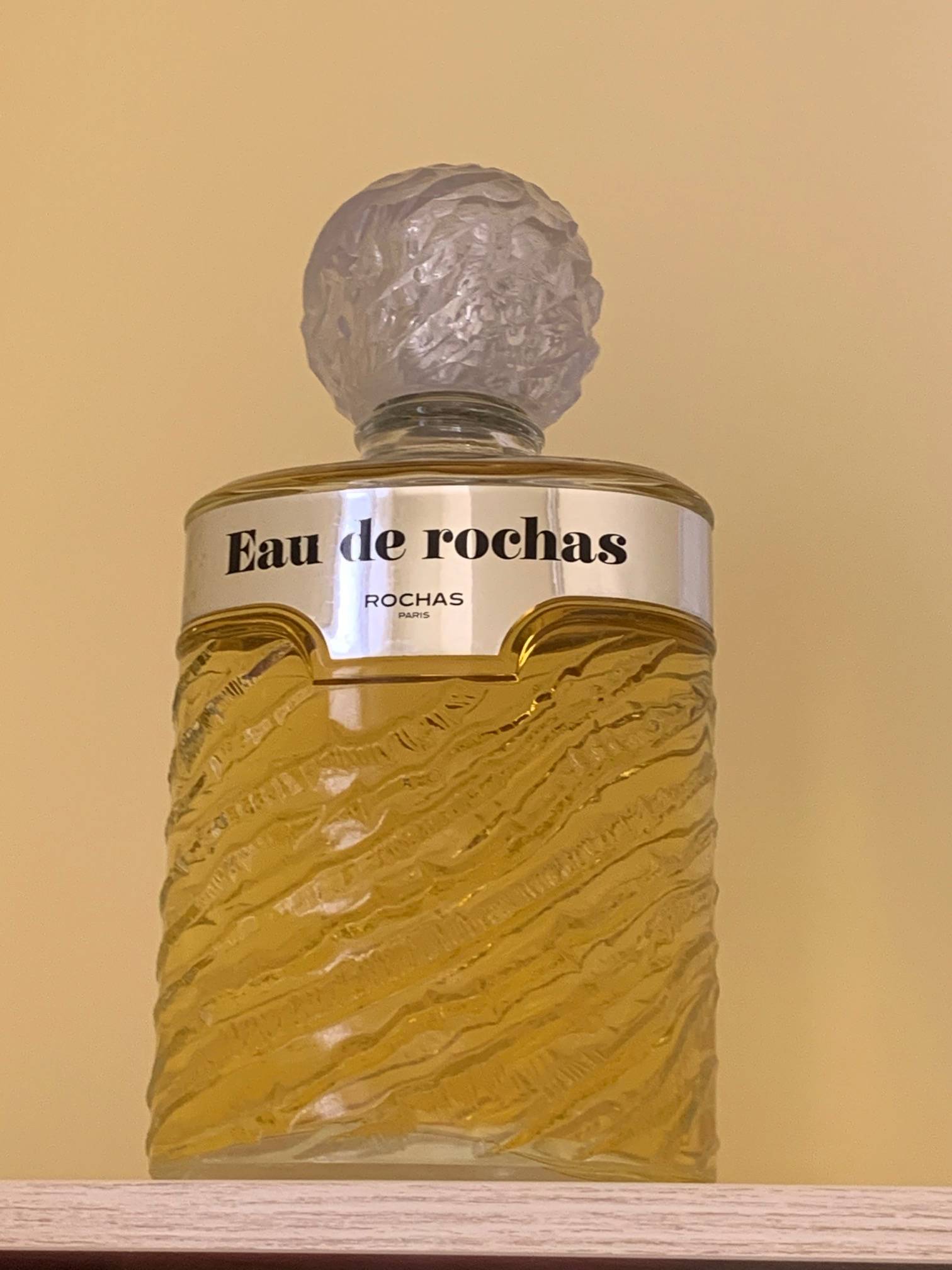 Grand flacon factice Eau de Rochas 31 cm